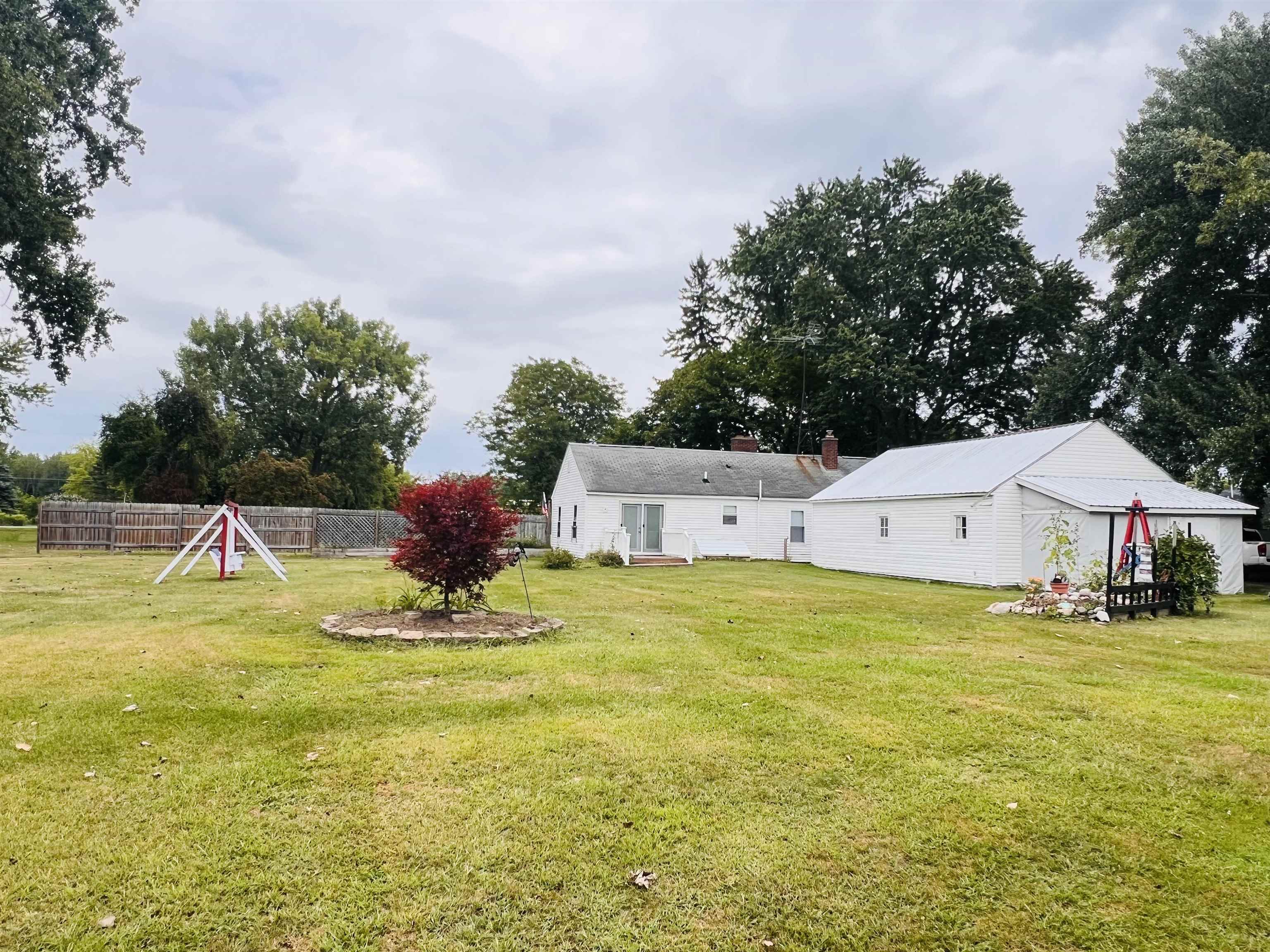 1946 E Parish Road Property Photo 25