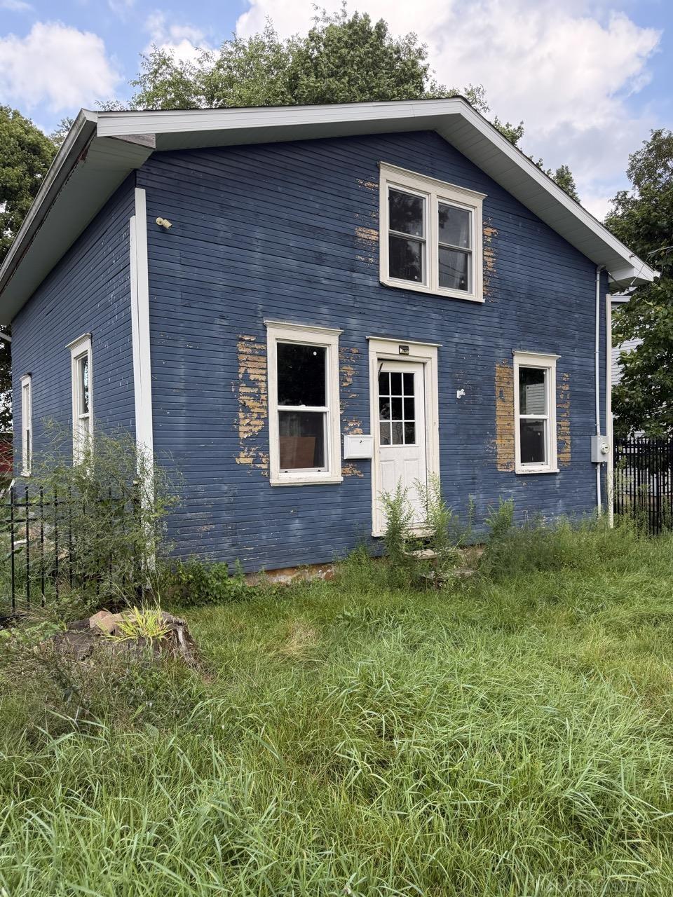 411 S Mulberry Street Property Photo 1
