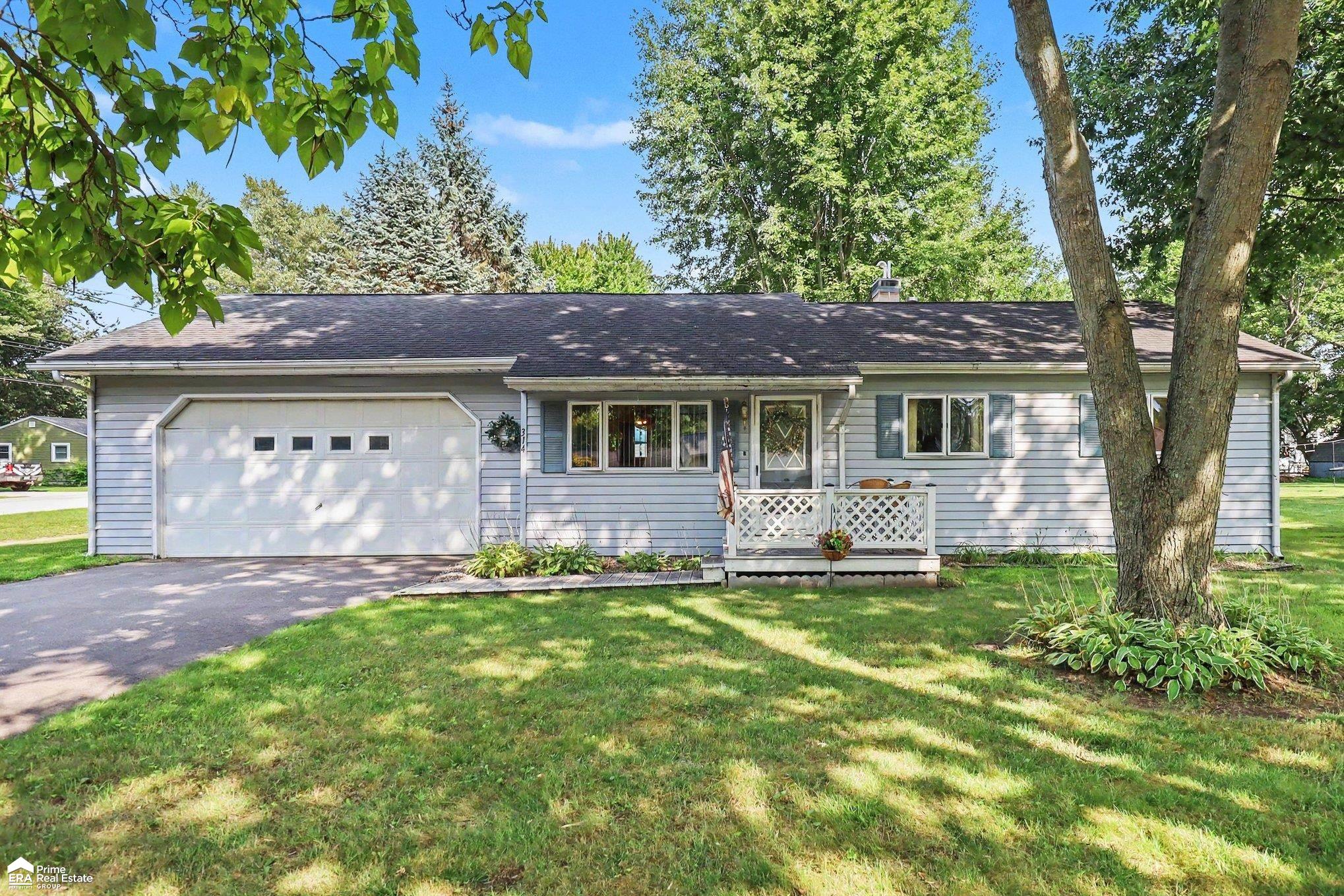 314 N Saginaw Street Property Photo 1