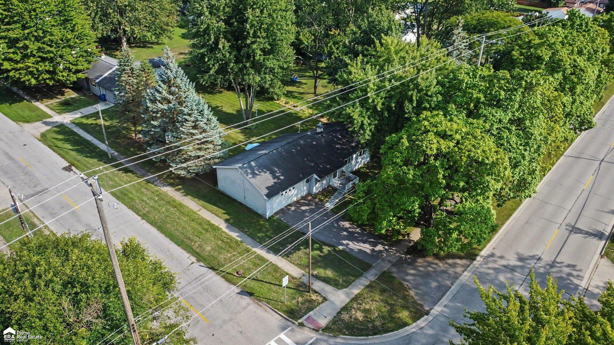 314 N Saginaw Street Property Photo 28