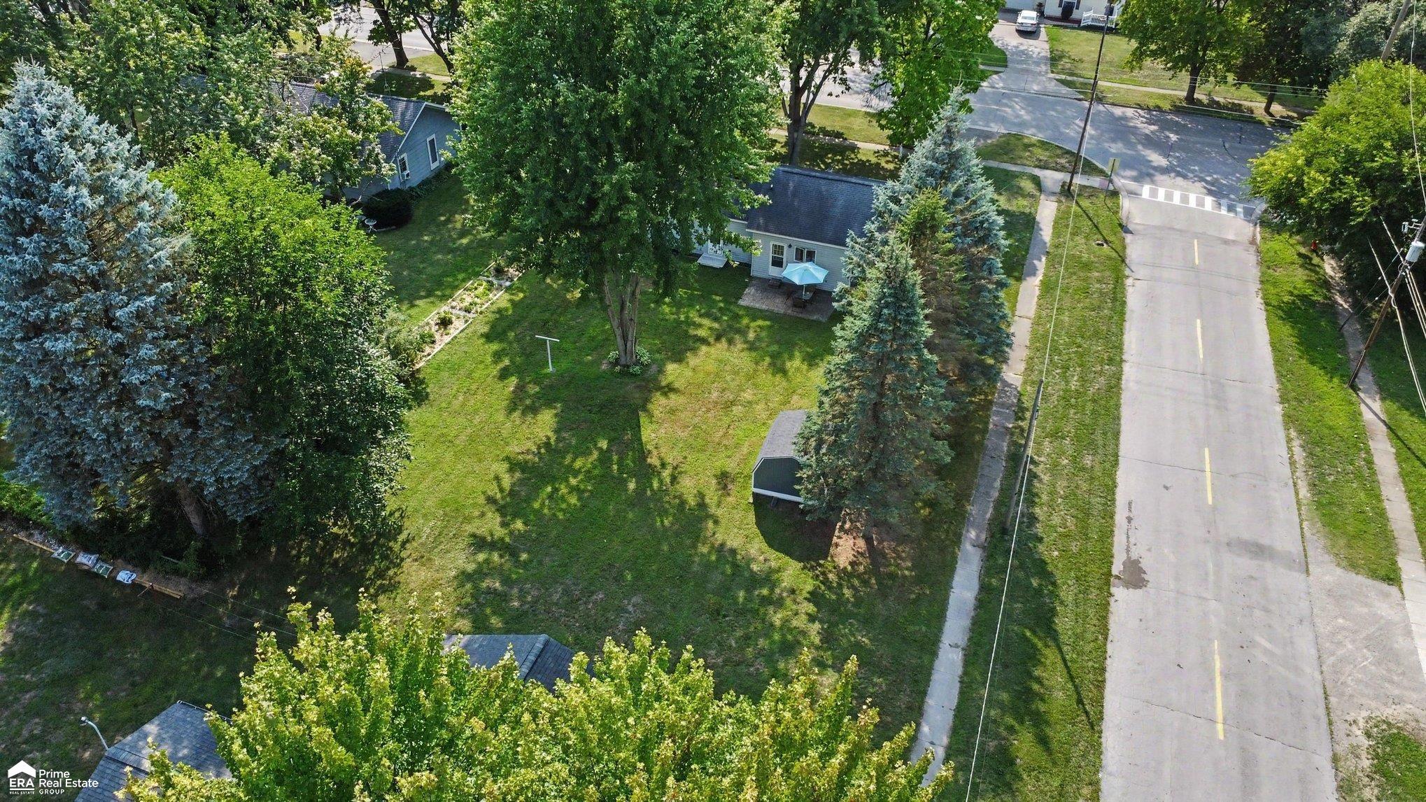 314 N Saginaw Street Property Photo 29