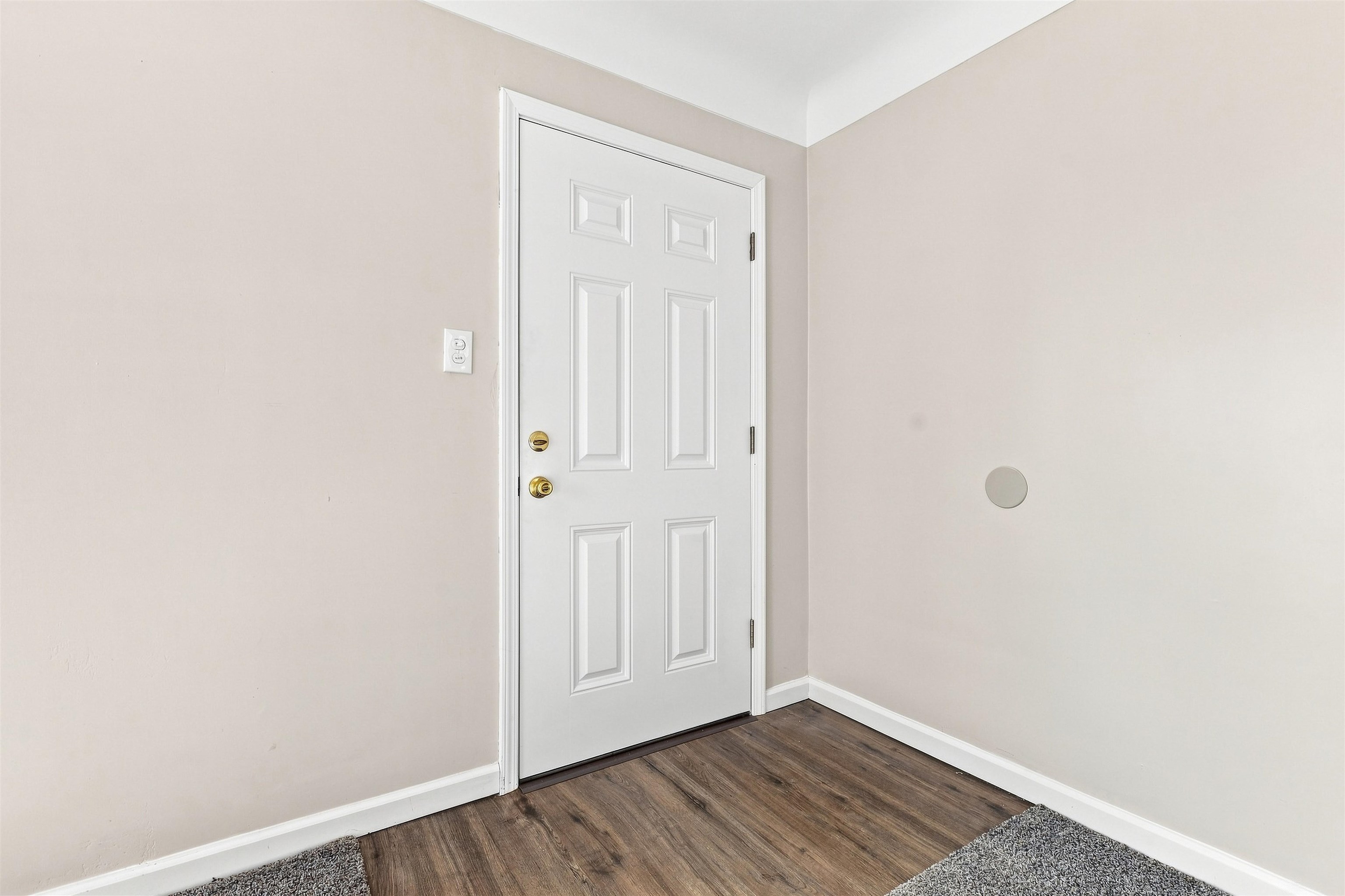 4209 Cuthbertson Street Property Photo 6