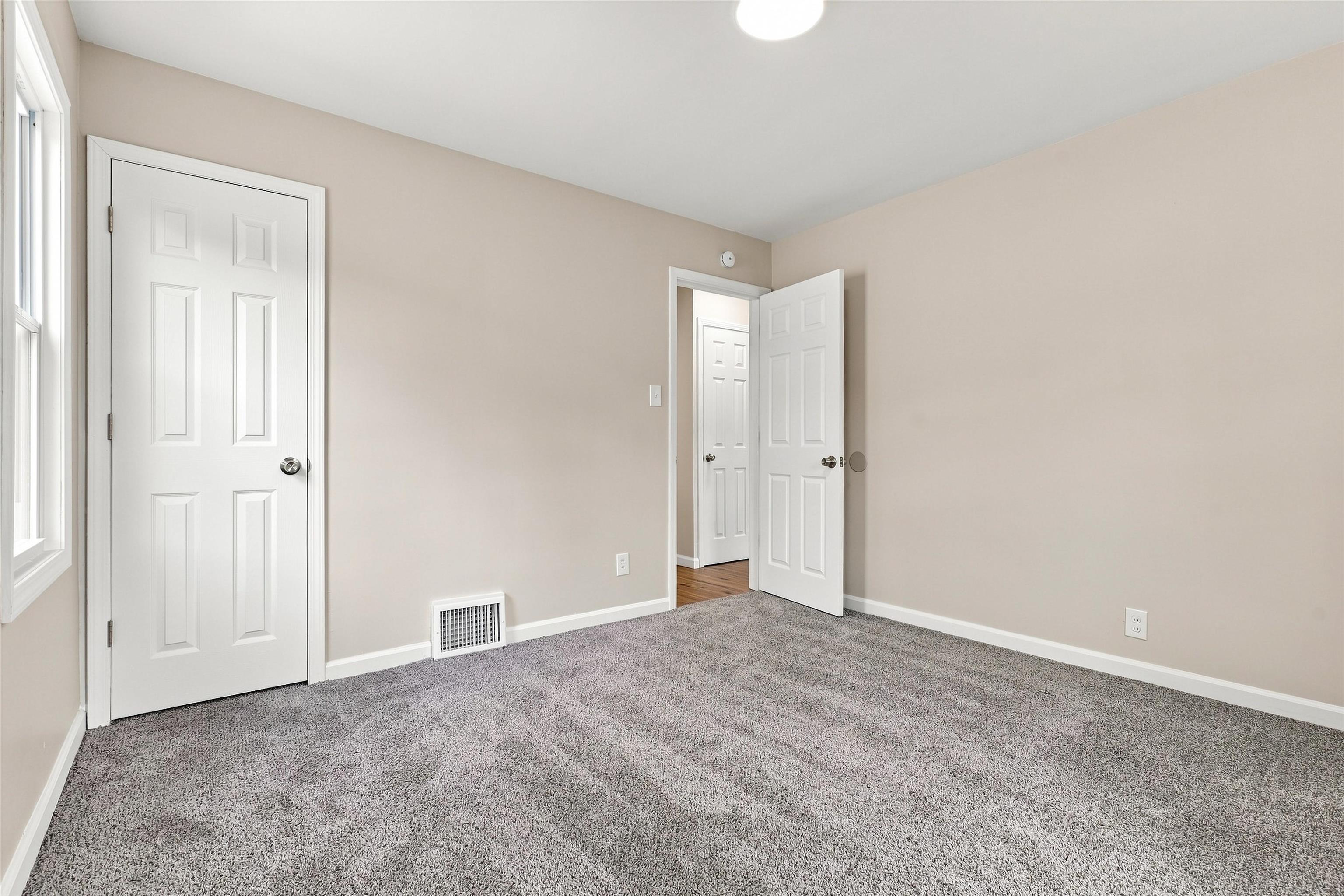 4209 Cuthbertson Street Property Photo 12