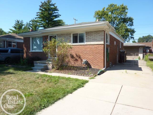25185 Lorraine Avenue Property Photo 1