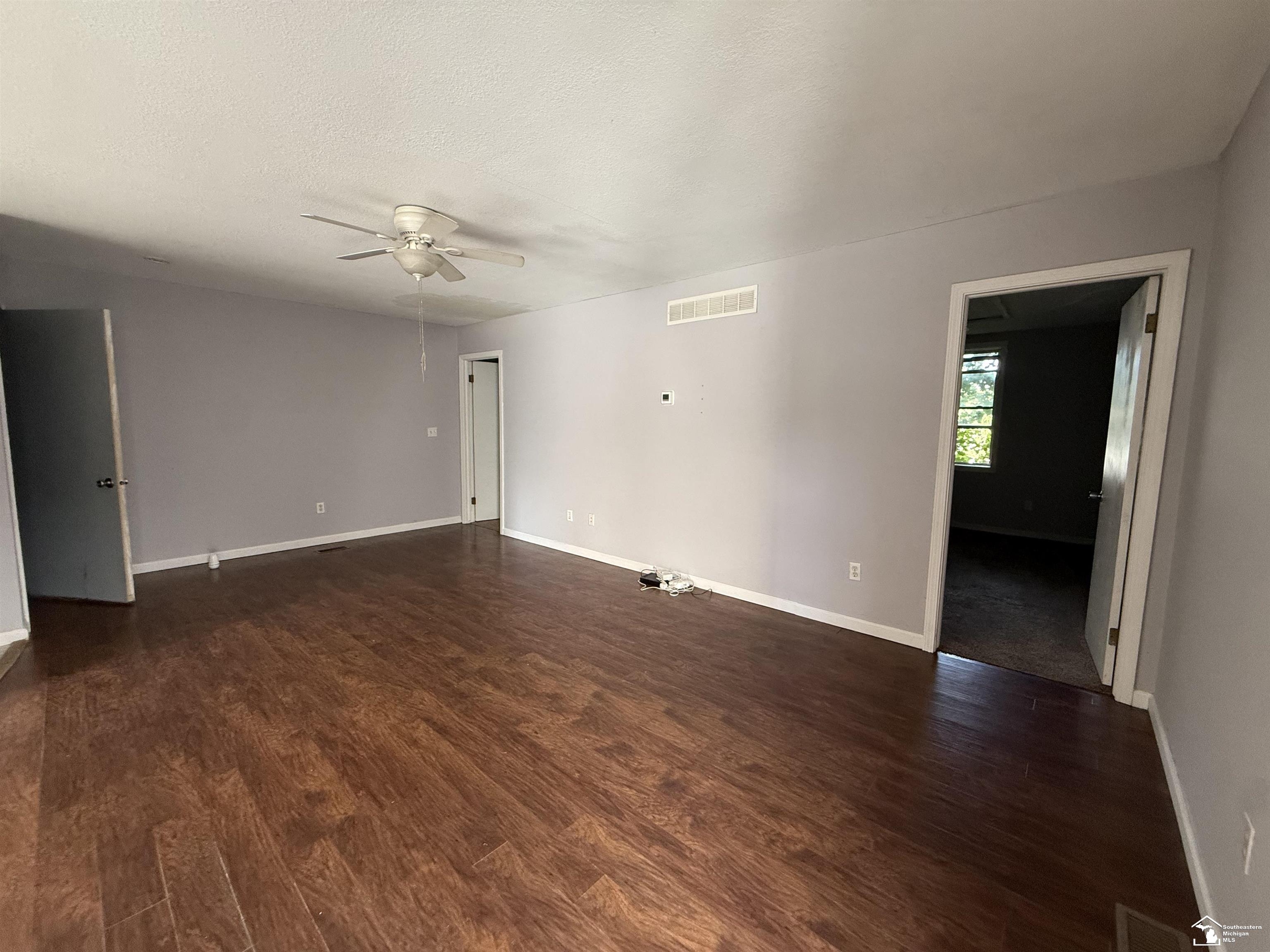 106 N Talbot Street Property Photo 6