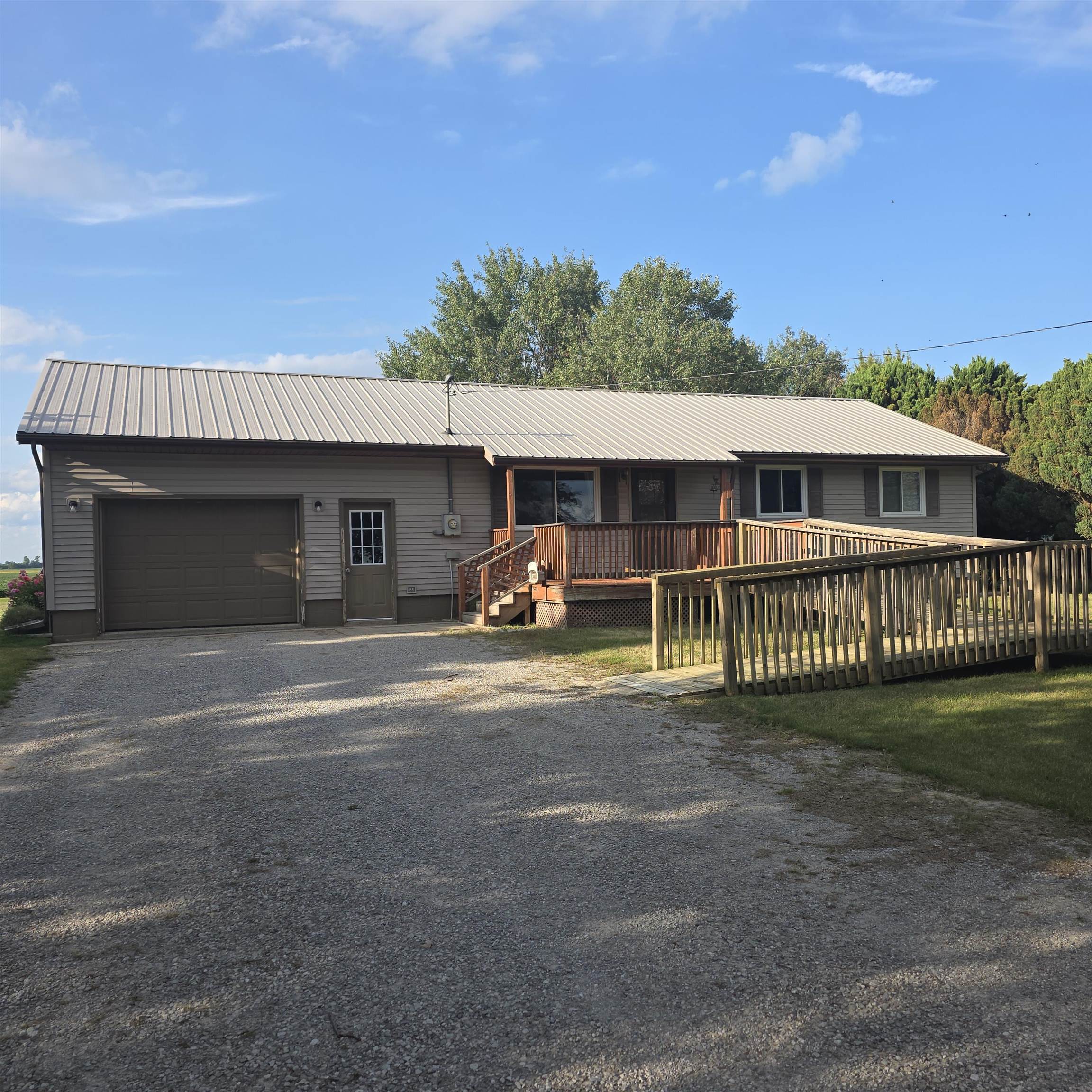 1177 E Townline 16 Road Property Photo 1