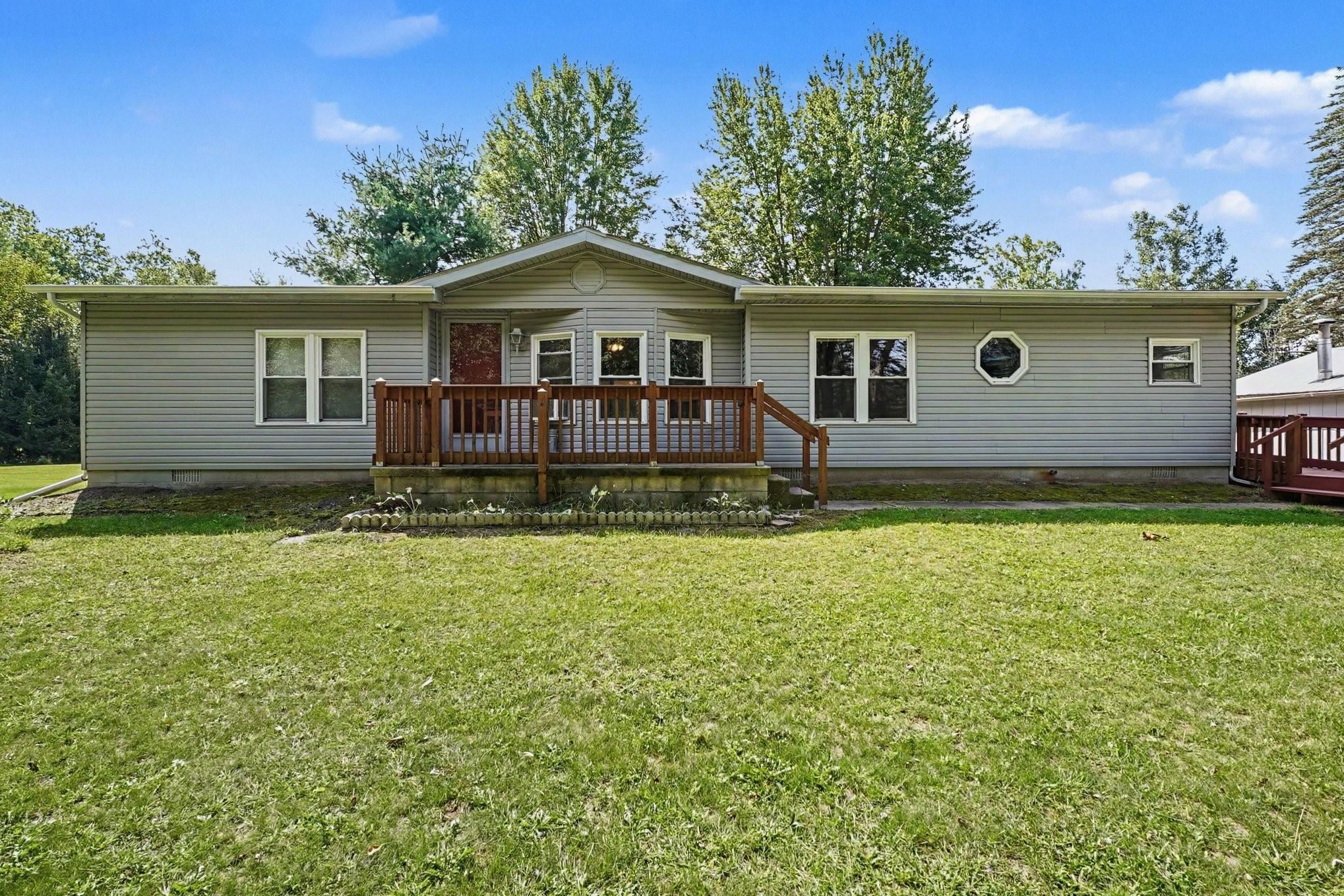 1248 E Highwood Road Property Photo 1