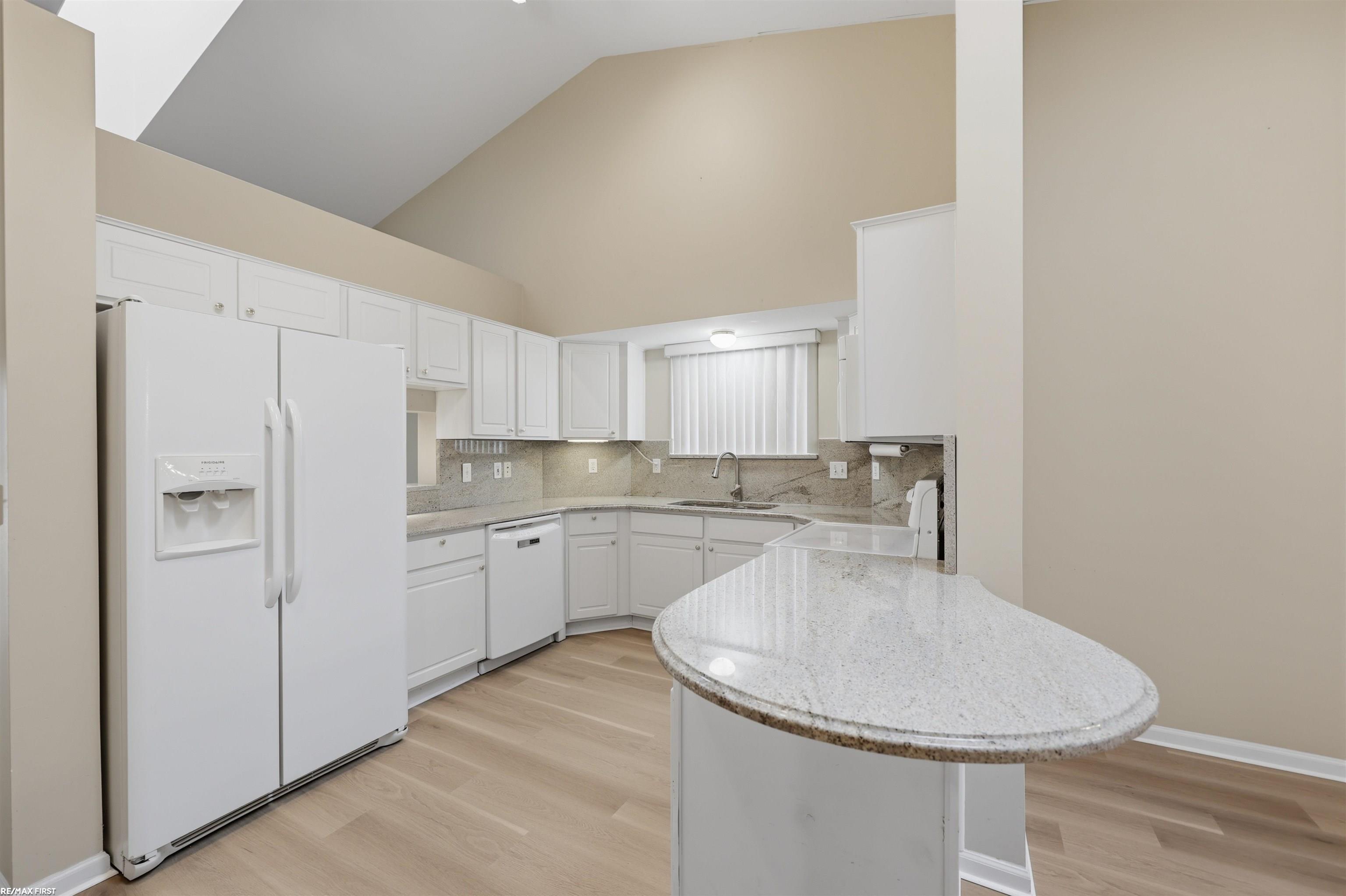 46201 Bentley Circle Property Photo 10