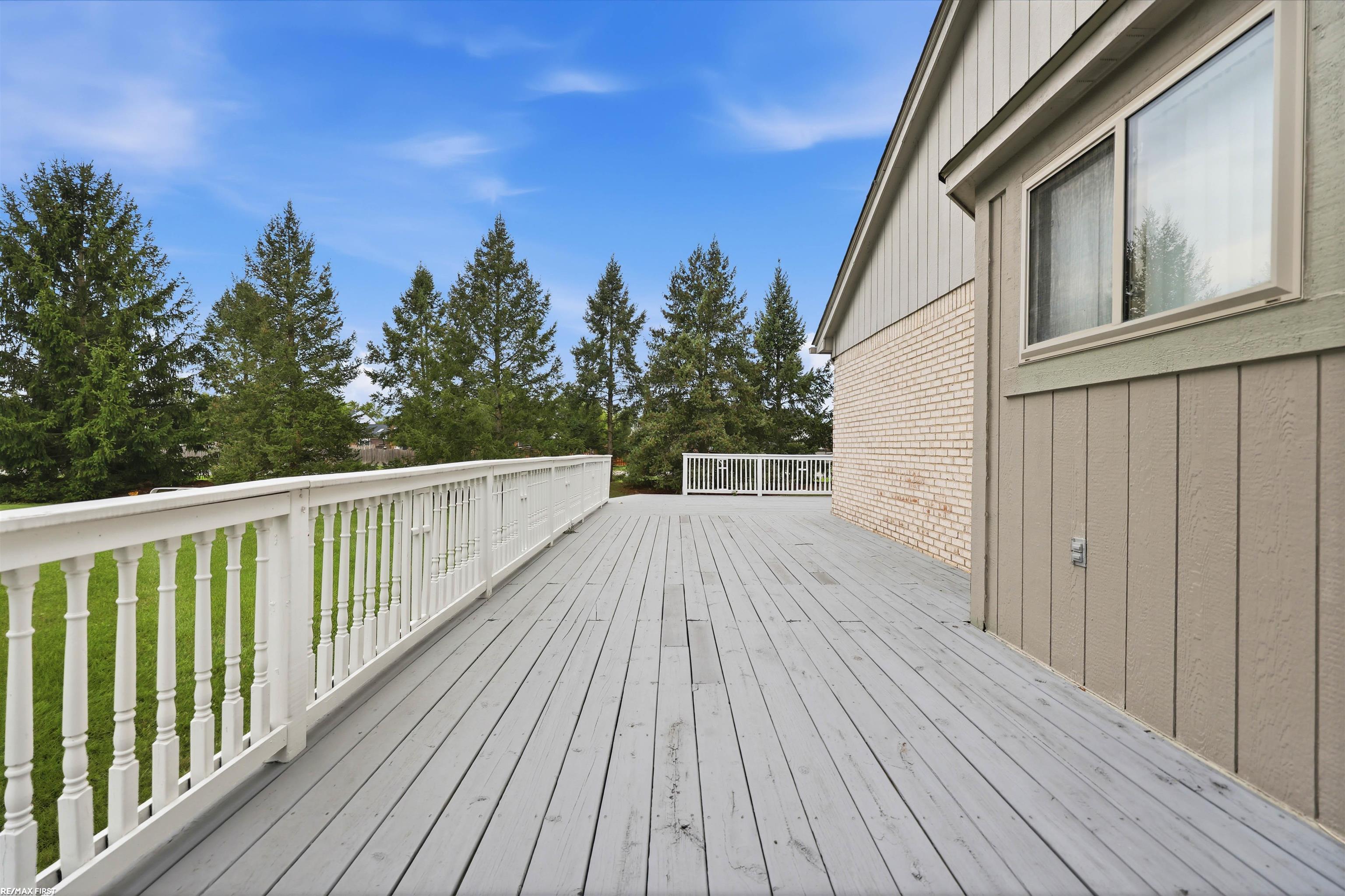46201 Bentley Circle Property Photo 30