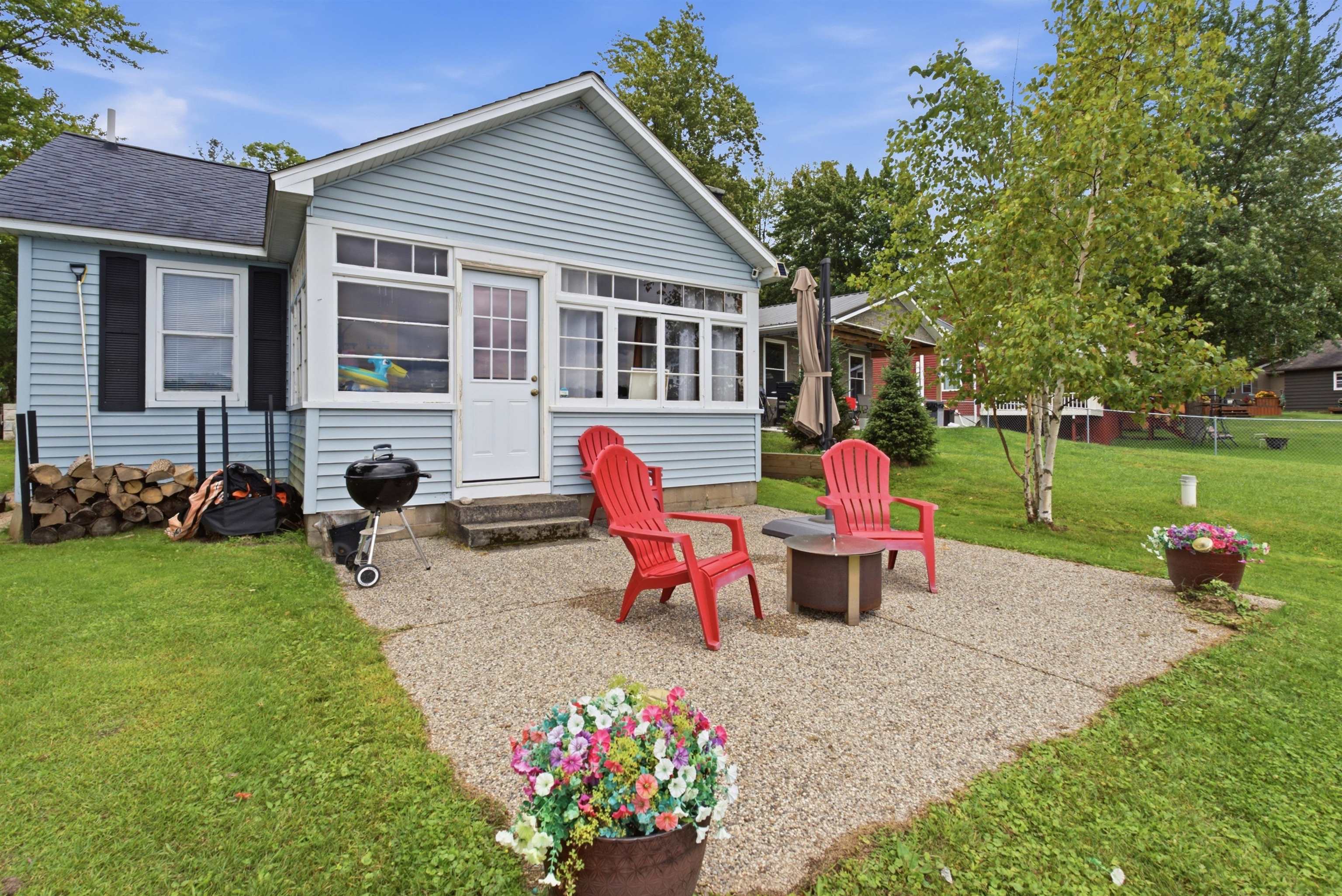 2909 Chippewa Trail Property Photo 1