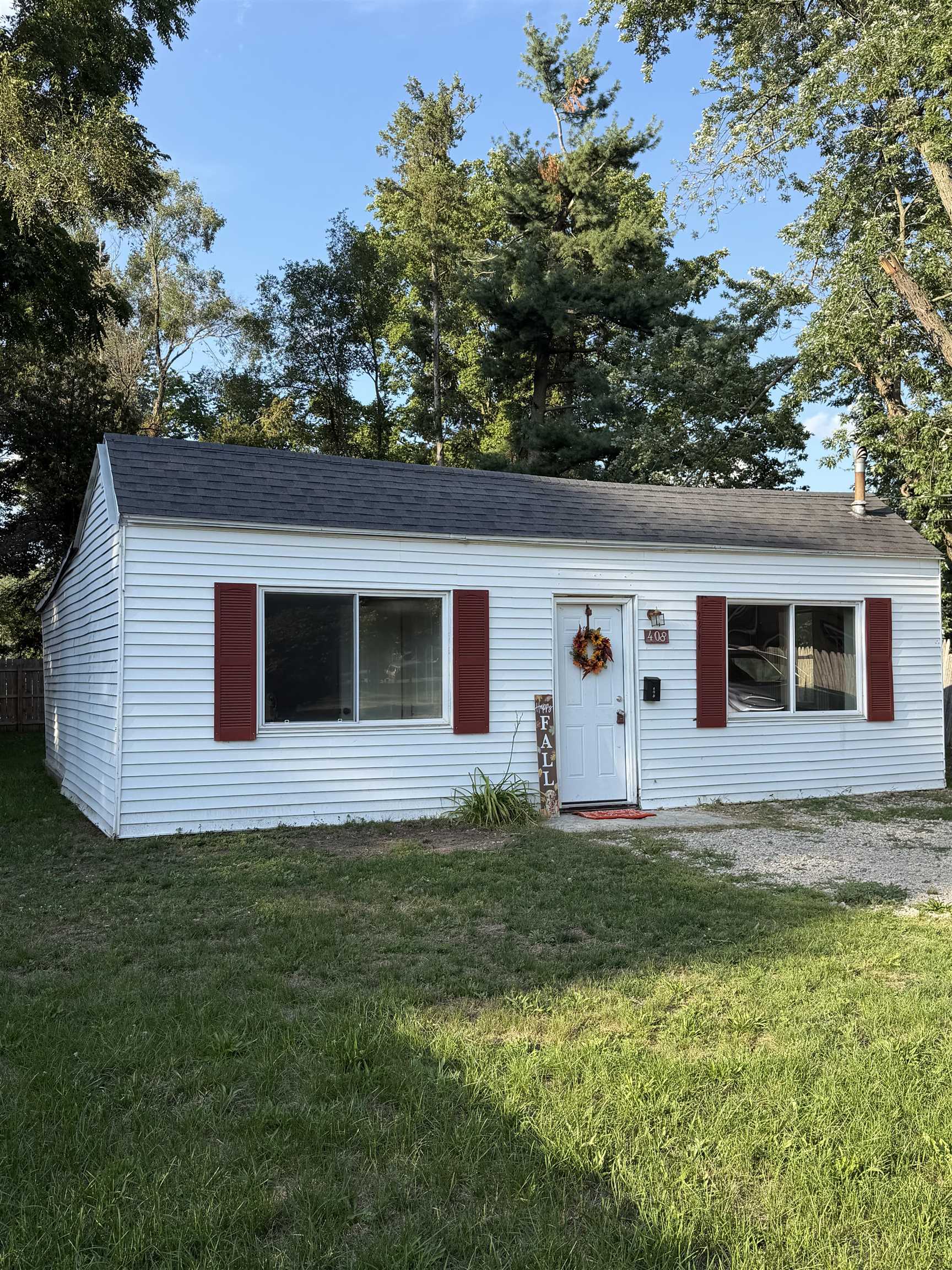 408 W Wheaton Avenue Property Photo 1