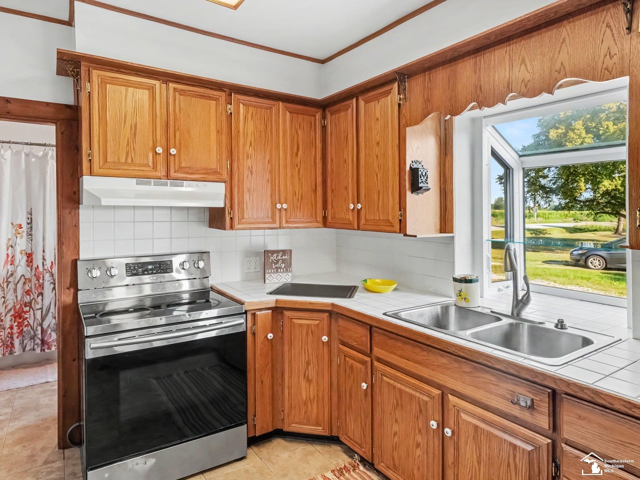 11484 Dennison Road Property Photo 8
