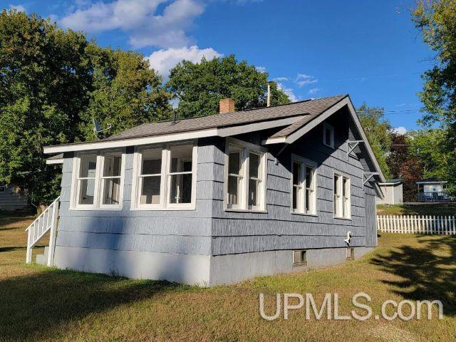 512 Oak Avenue Property Photo 1