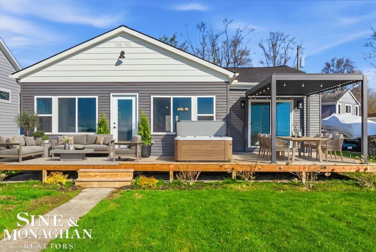 47050 Land Street Property Photo 1