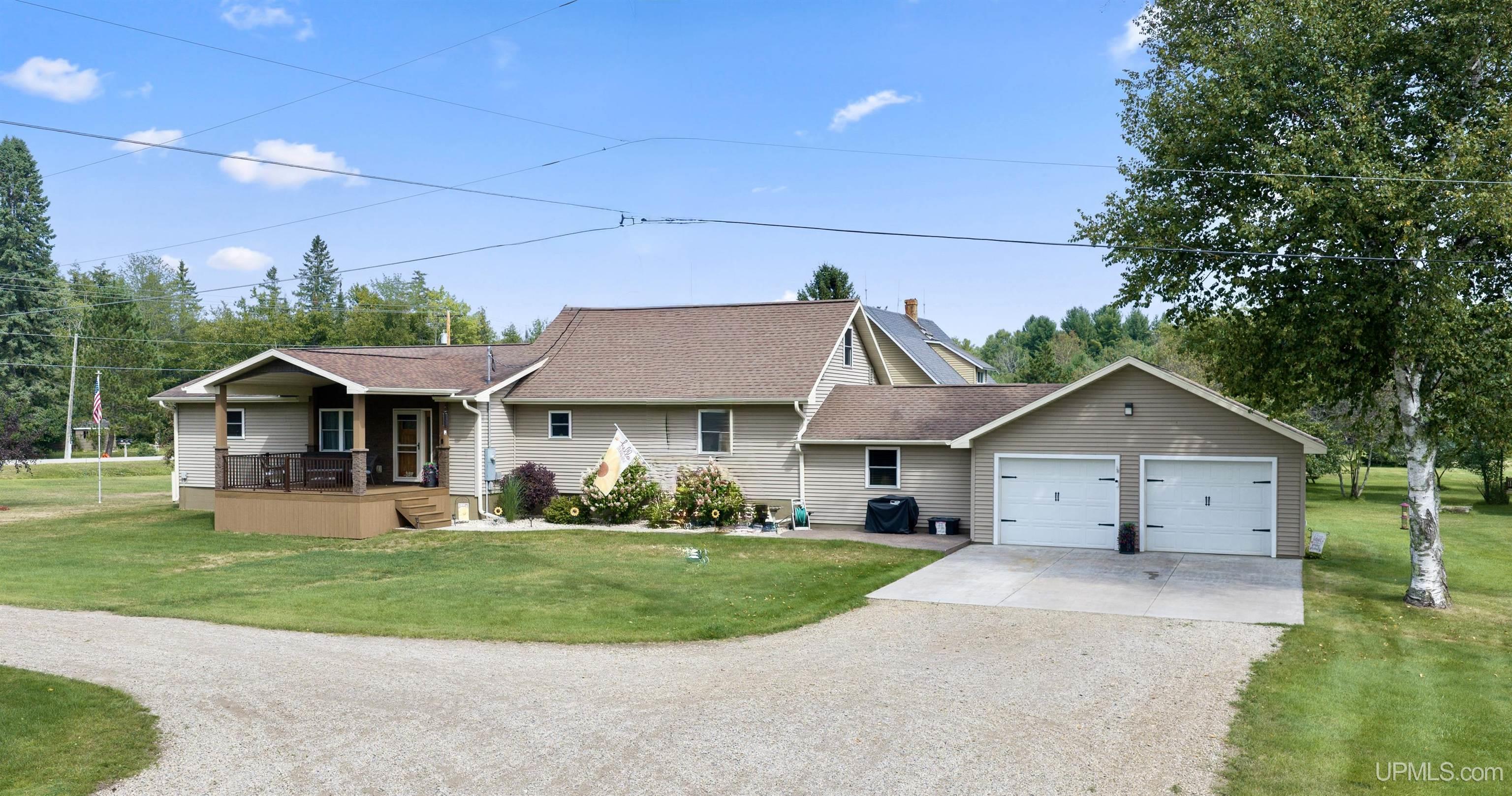 3715 13.75 Road Property Photo 1