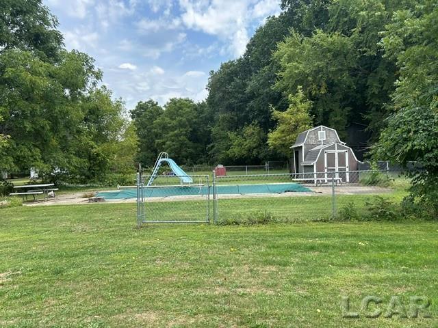 10505 Hall Road Property Photo 5
