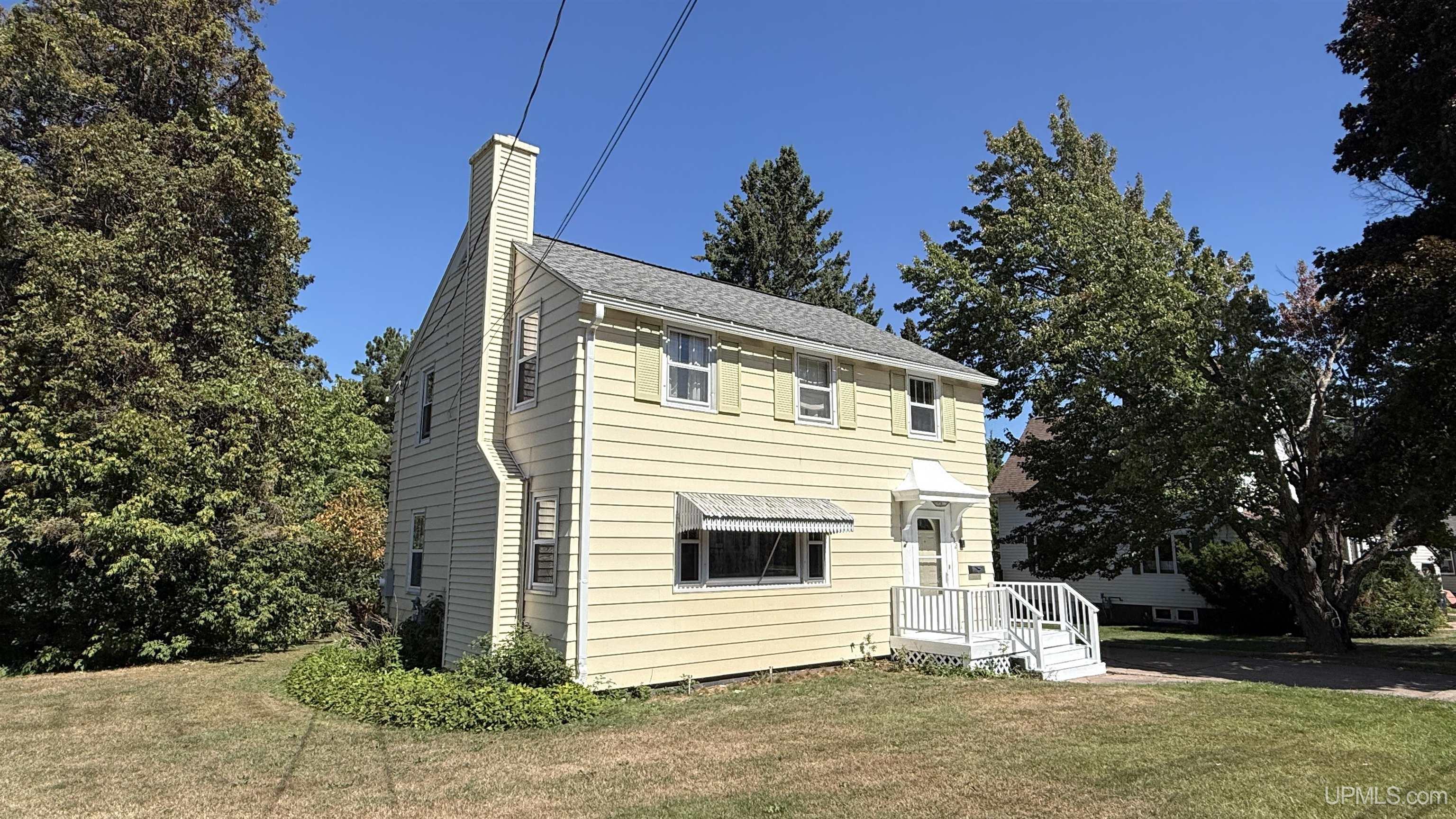 632 Lake Avenue Property Photo 1