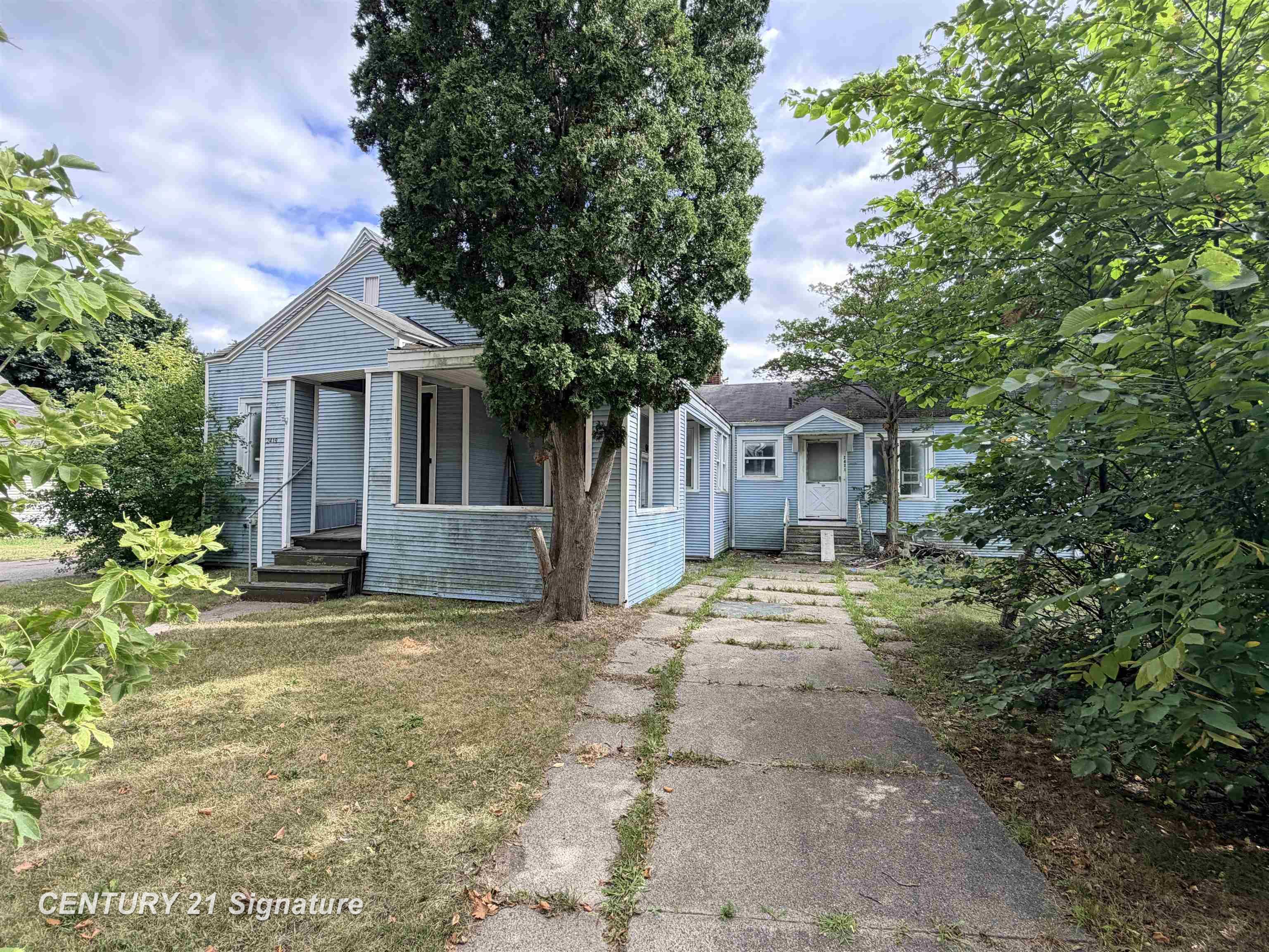 2419 State Street Property Photo 1