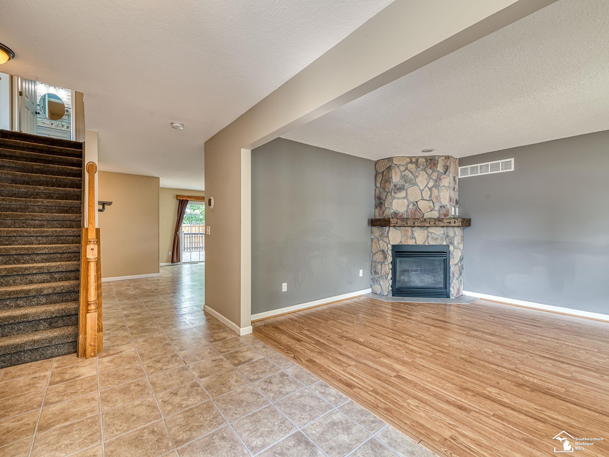 834 Navarre Street Property Photo 10