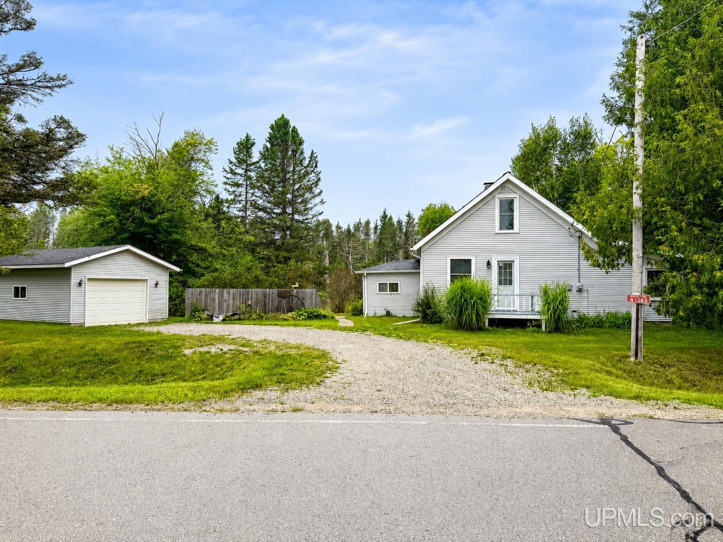 N1383 Et Road Property Photo 1