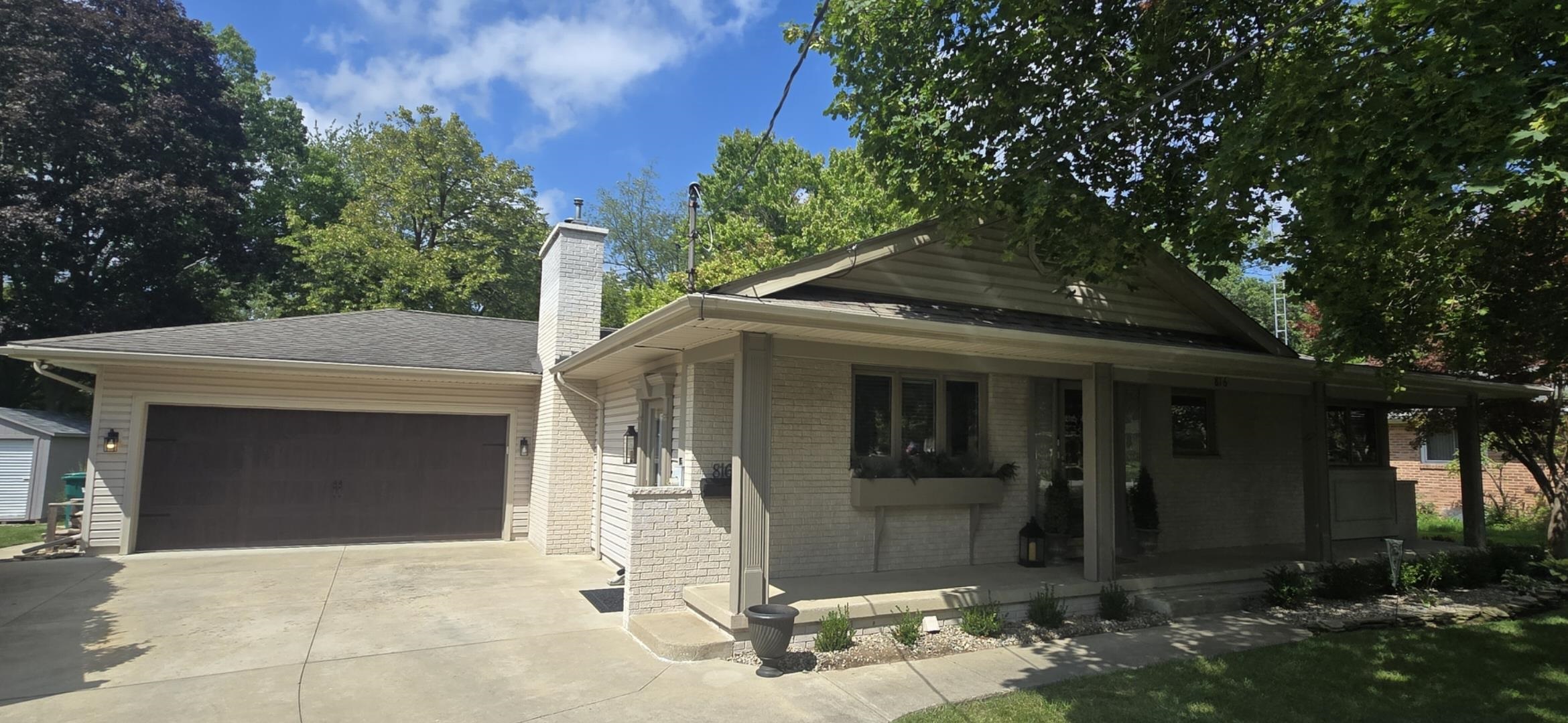 816 Campbell Drive Property Photo 1