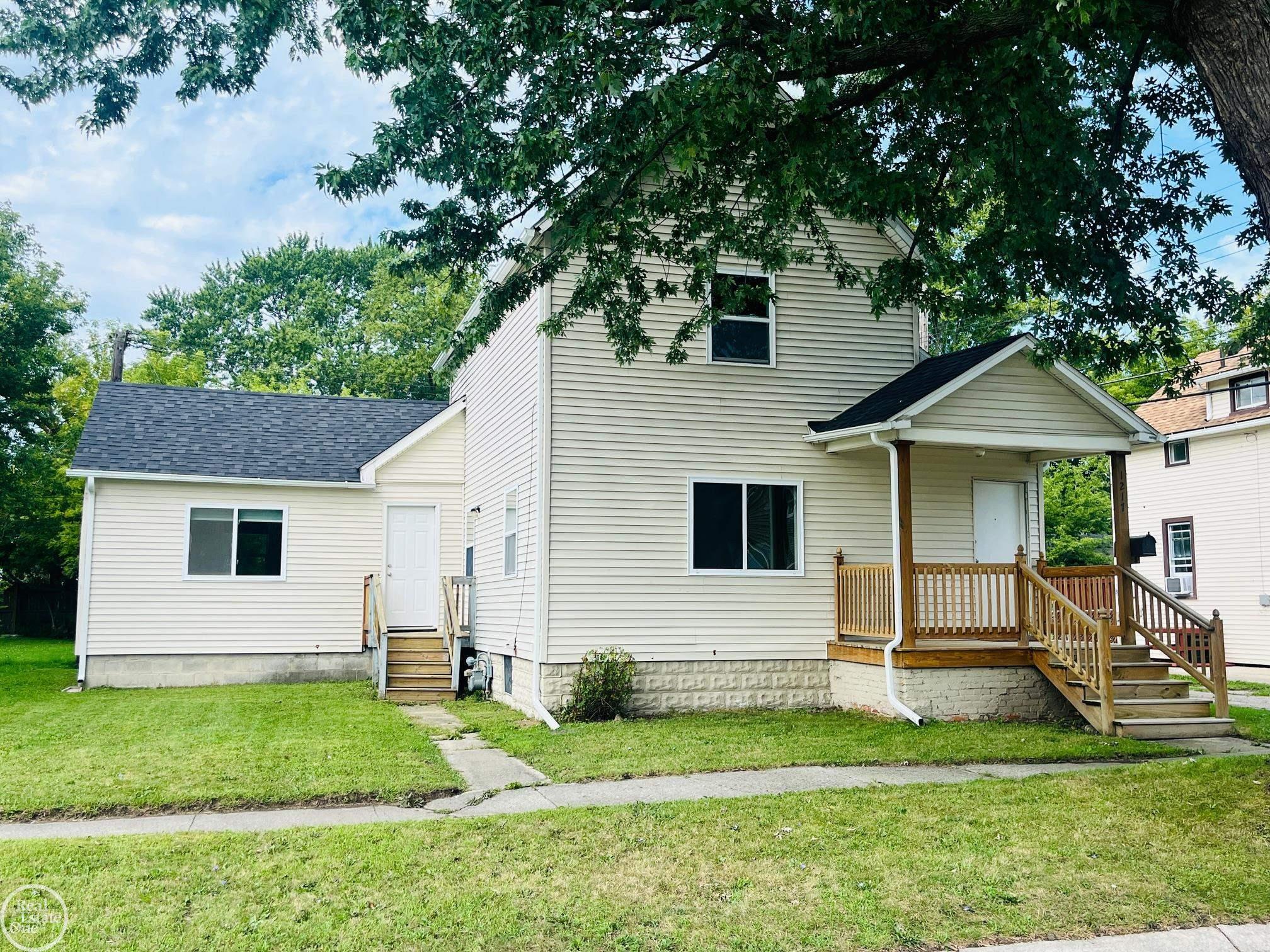 1217 12th Street Property Photo 1