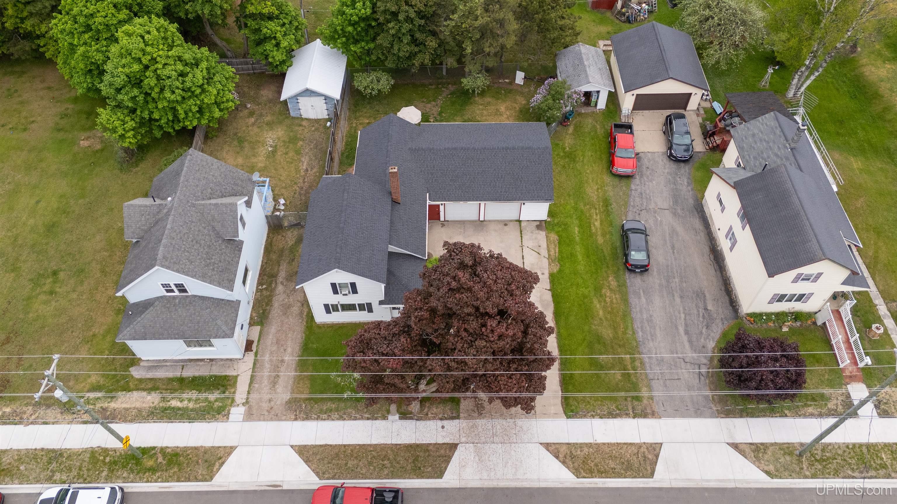 218 N Houghton Avenue Property Photo 1