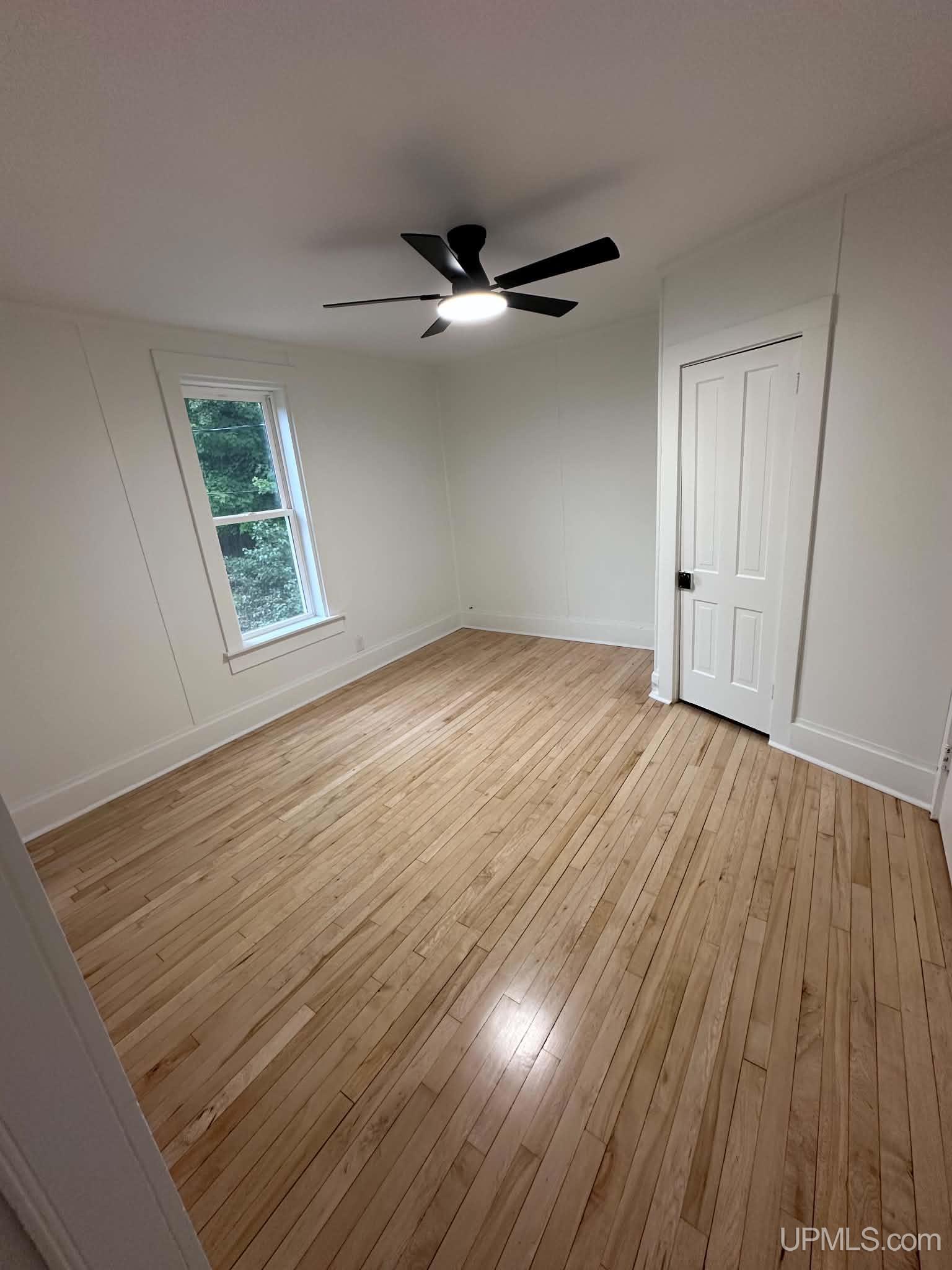 493 Jasper Street Property Photo 21