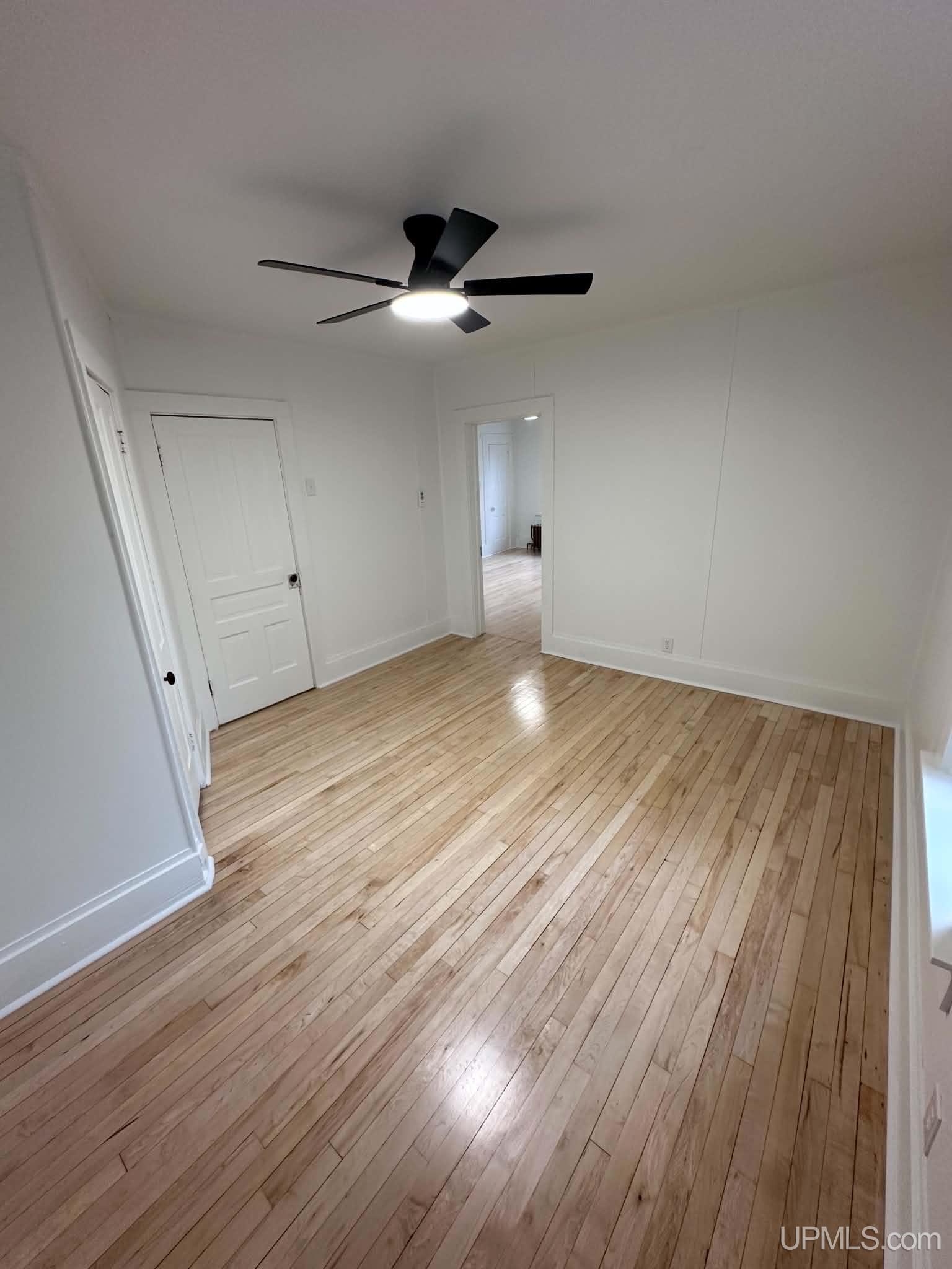 493 Jasper Street Property Photo 22