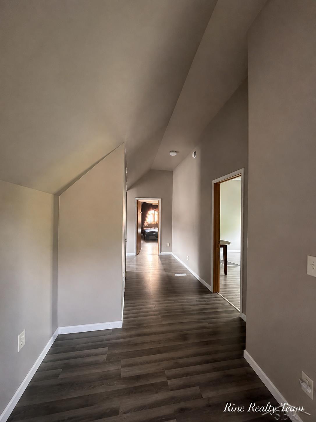 709 S Jackson Street Property Photo 17