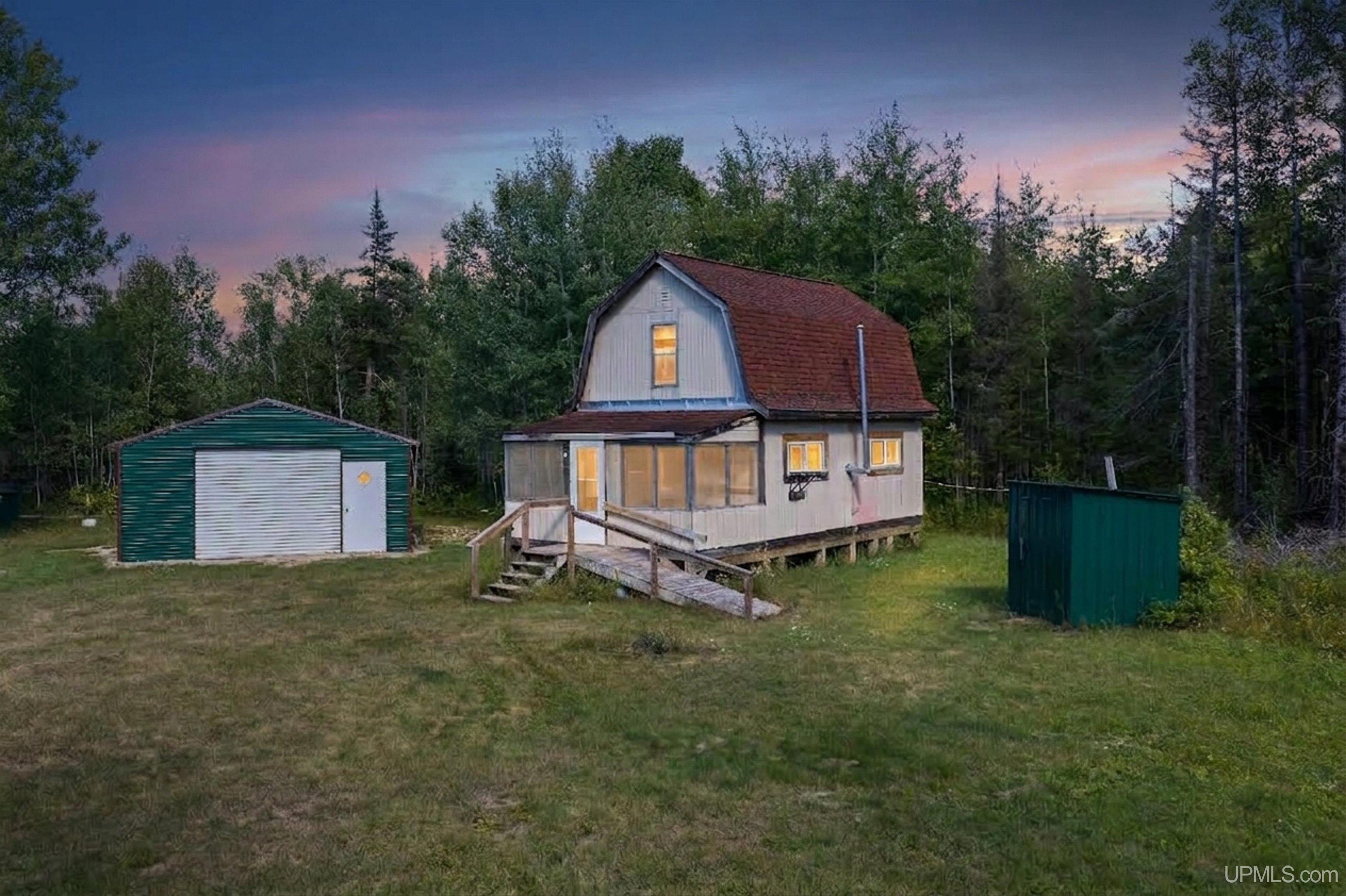 1746 Sz Road Property Photo 7
