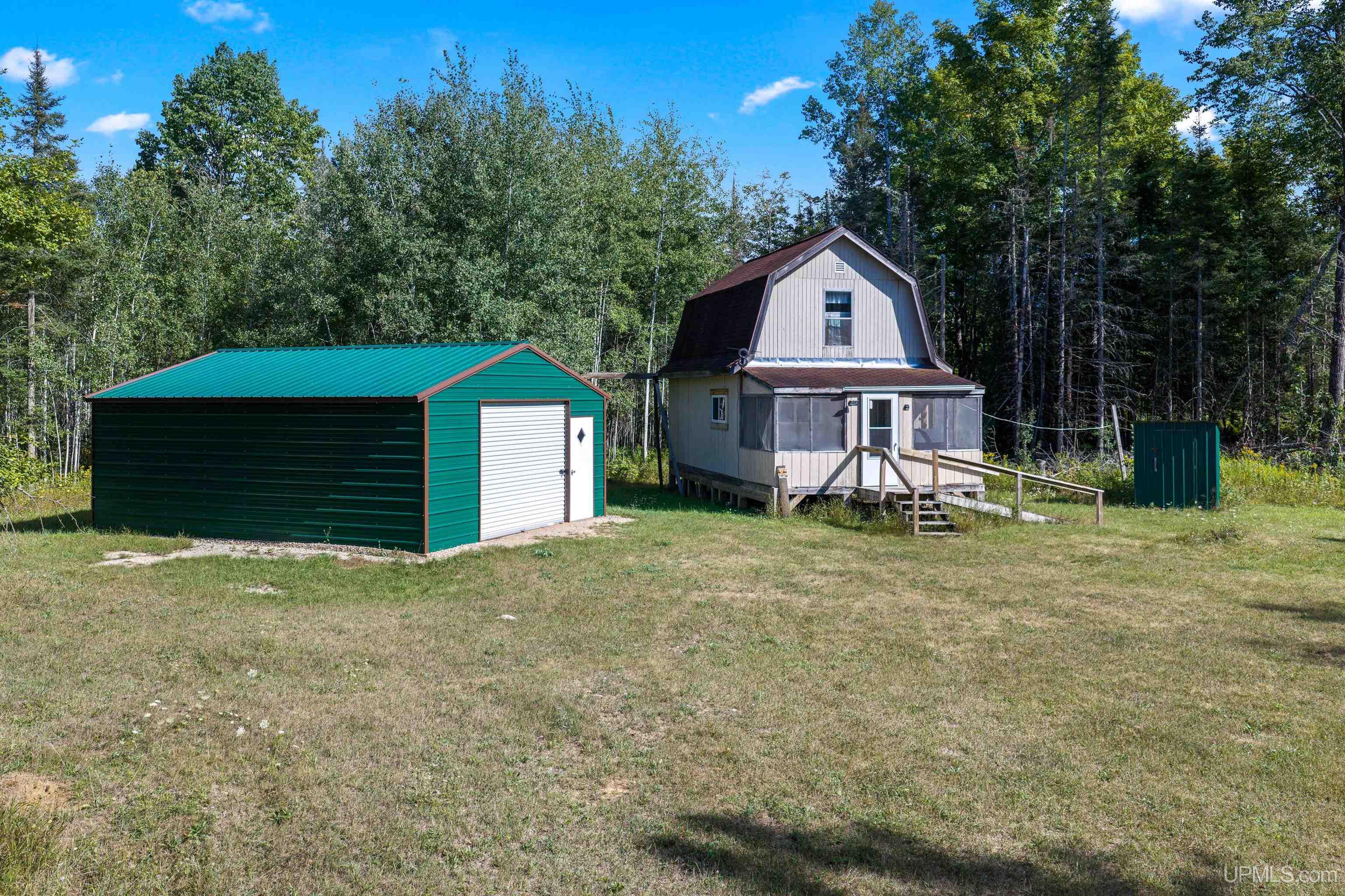 1746 Sz Road Property Photo 9