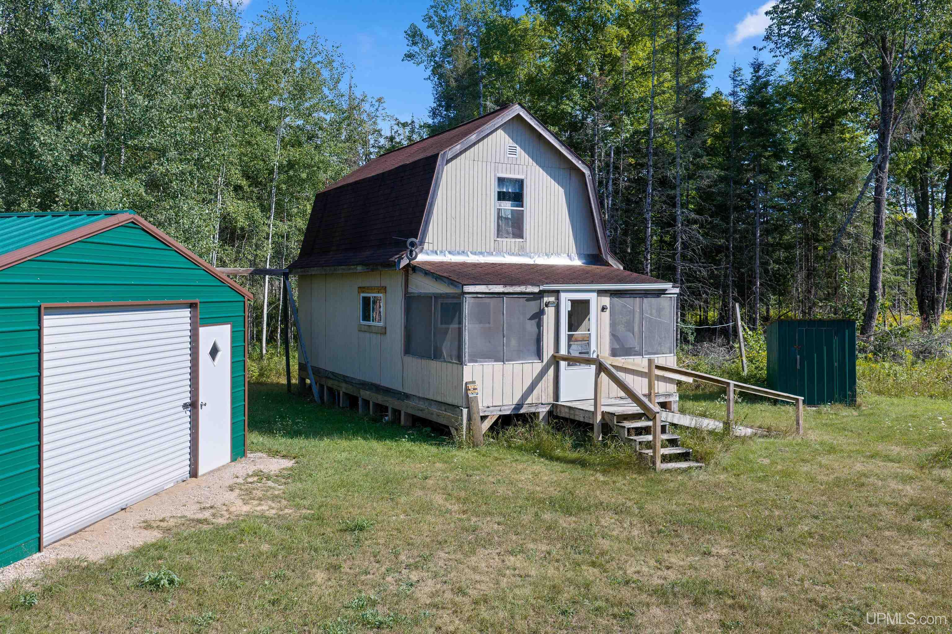 1746 Sz Road Property Photo 10