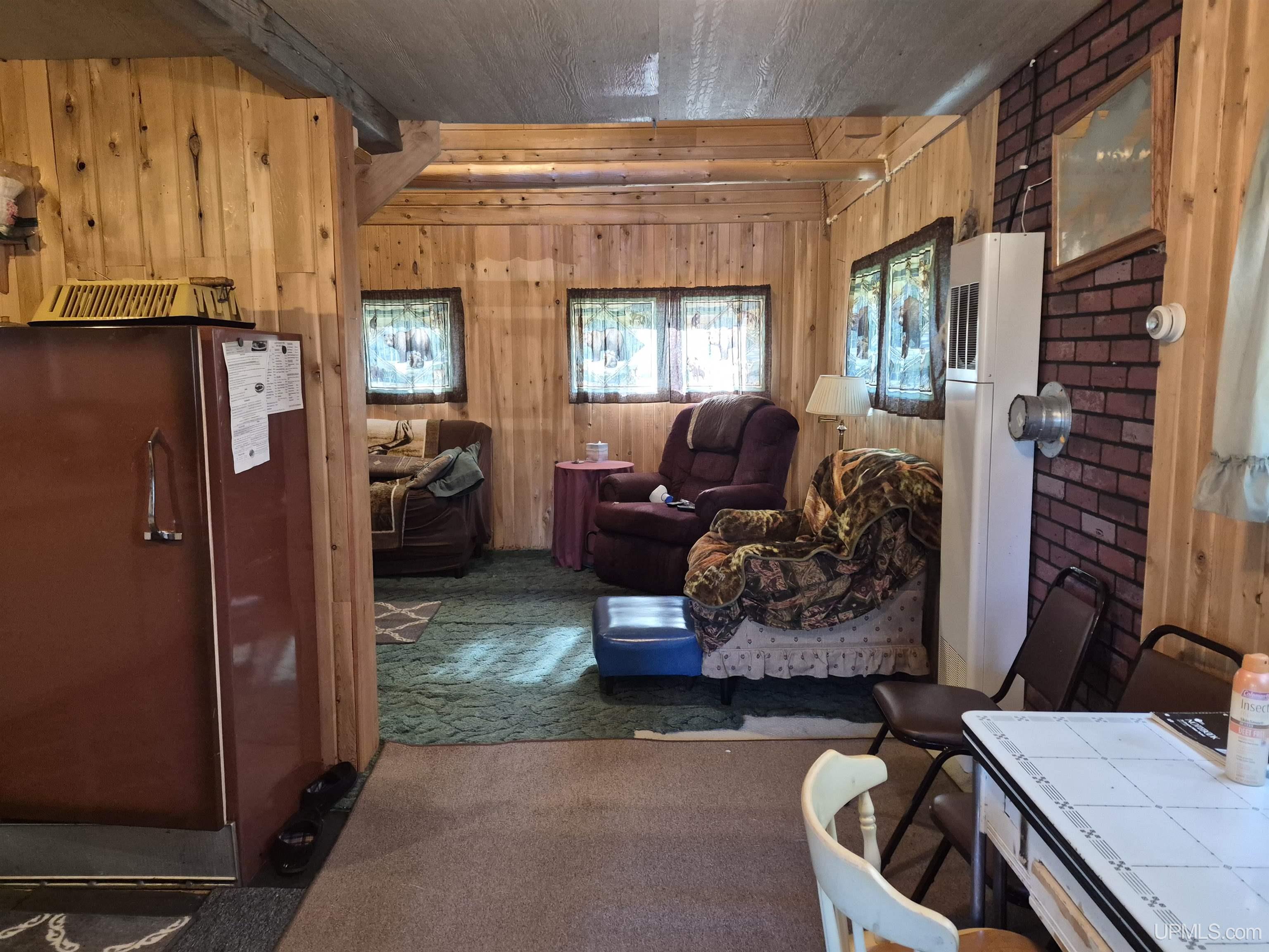 1746 Sz Road Property Photo 3