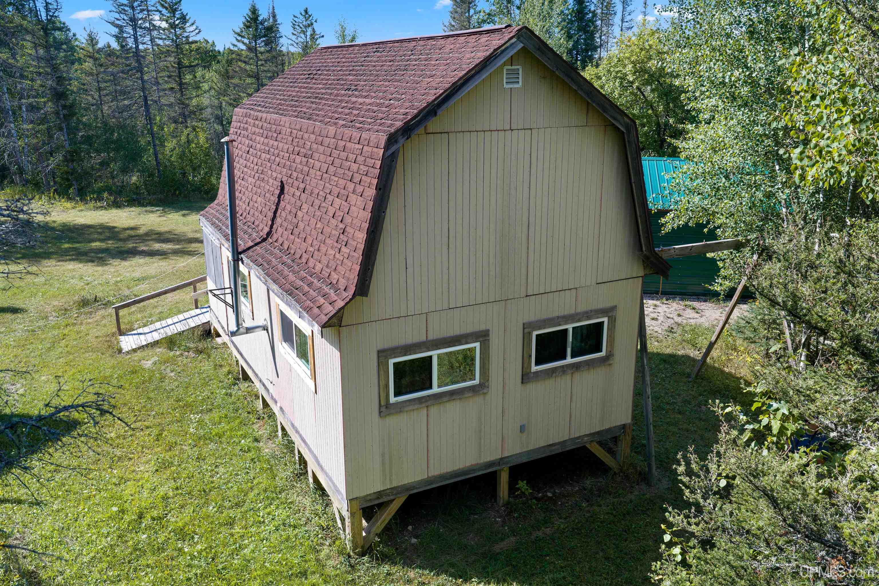1746 Sz Road Property Photo 22