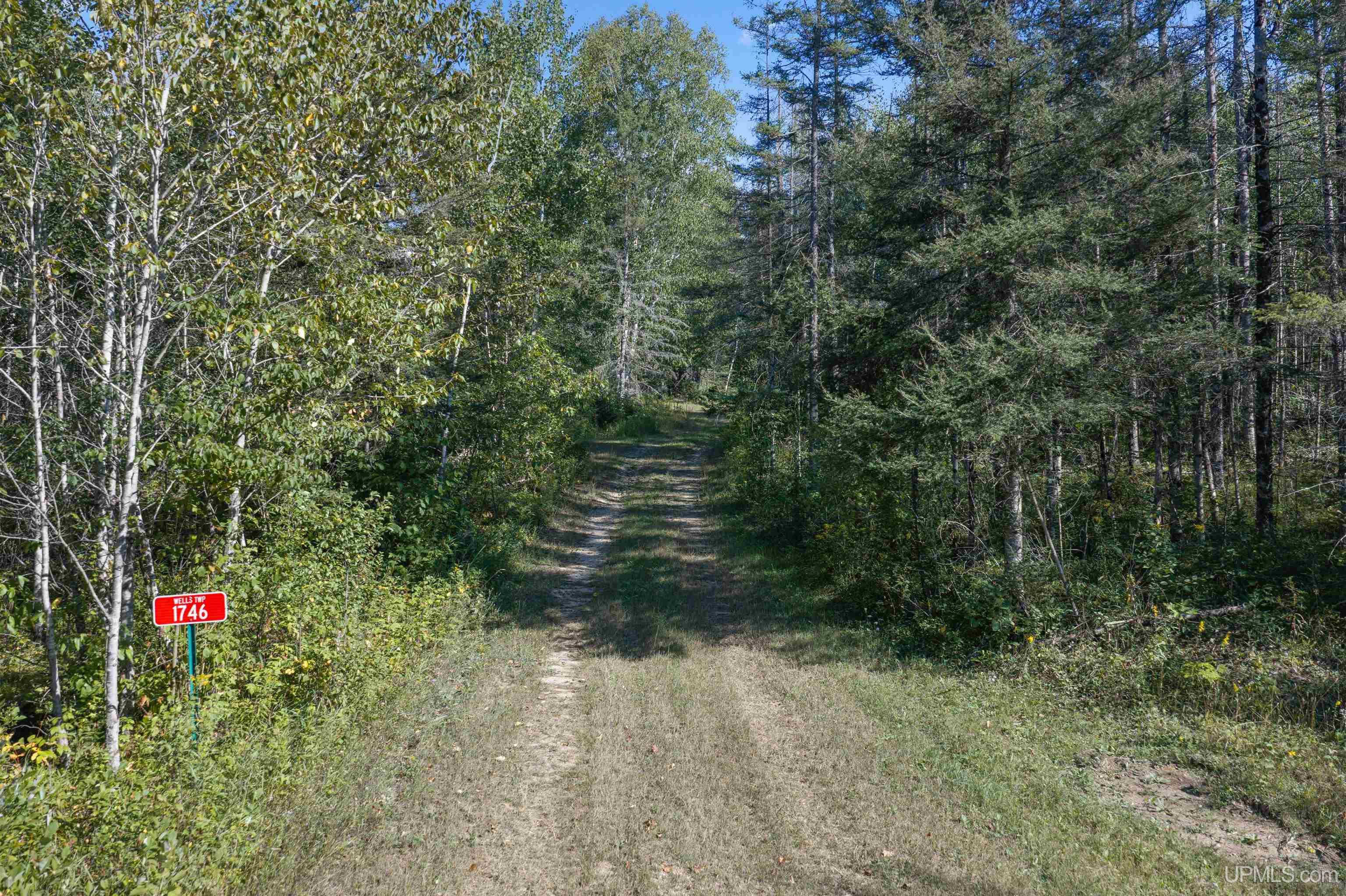 1746 Sz Road Property Photo 23