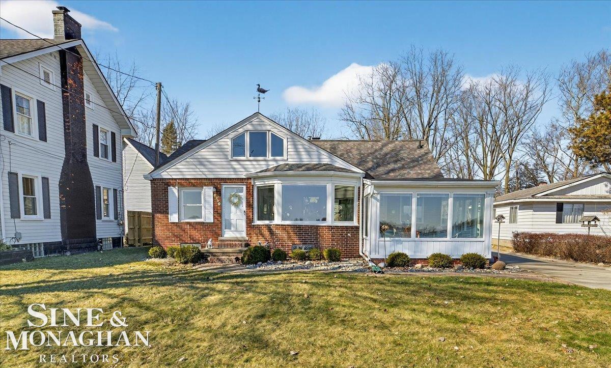 6200 River Road Property Photo 1