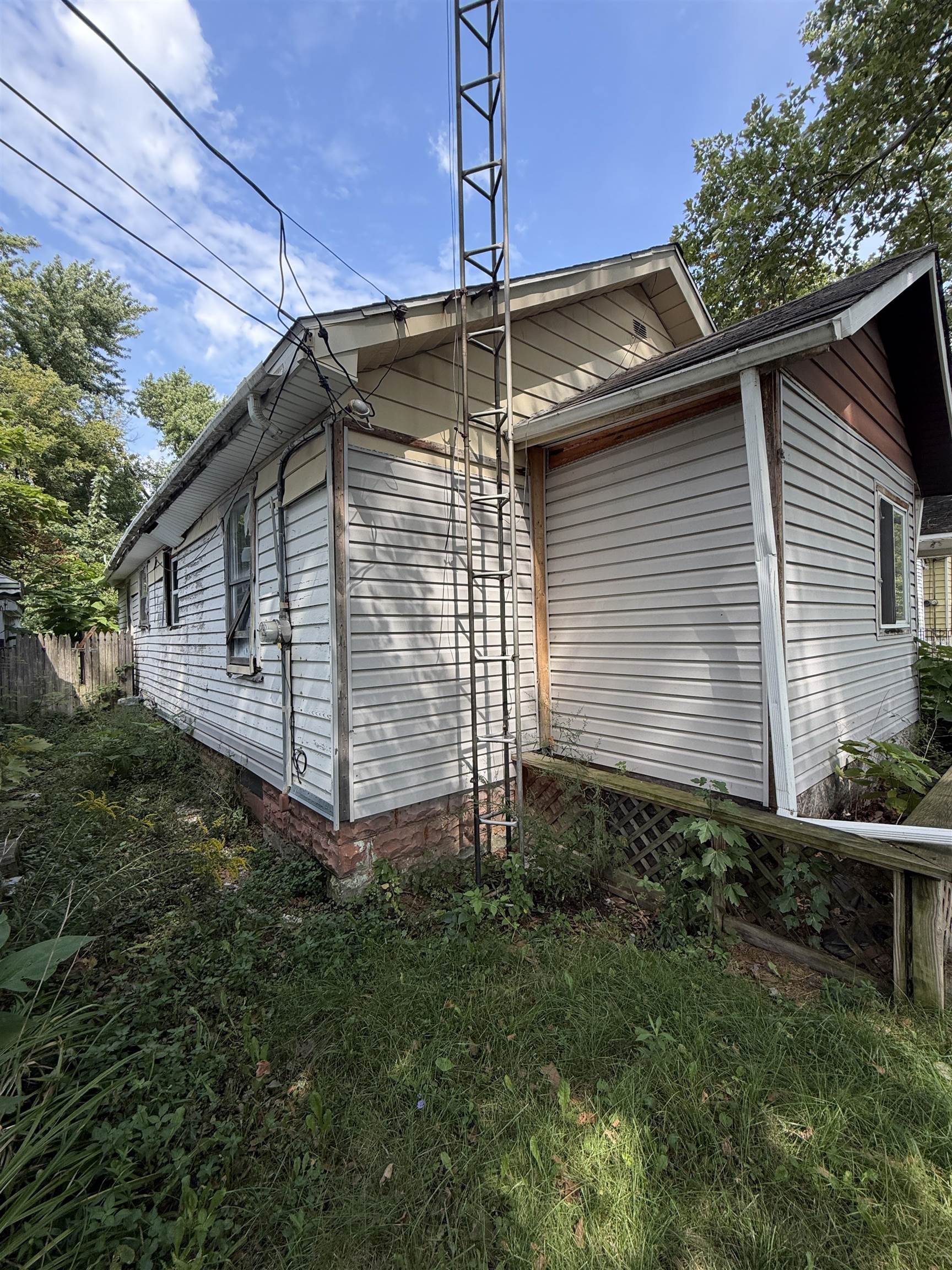 928 Huron Street Property Photo 2