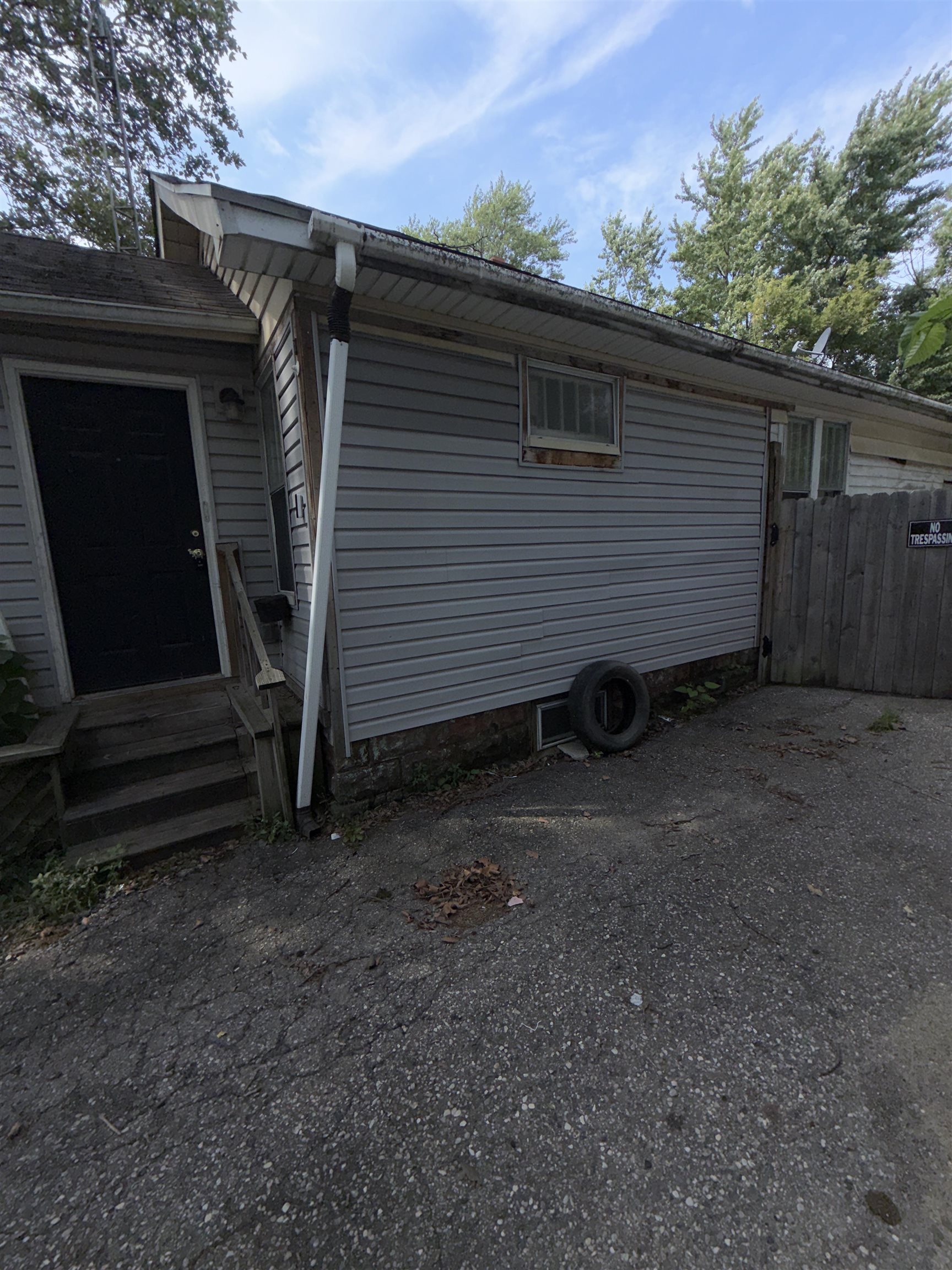 928 Huron Street Property Photo 4