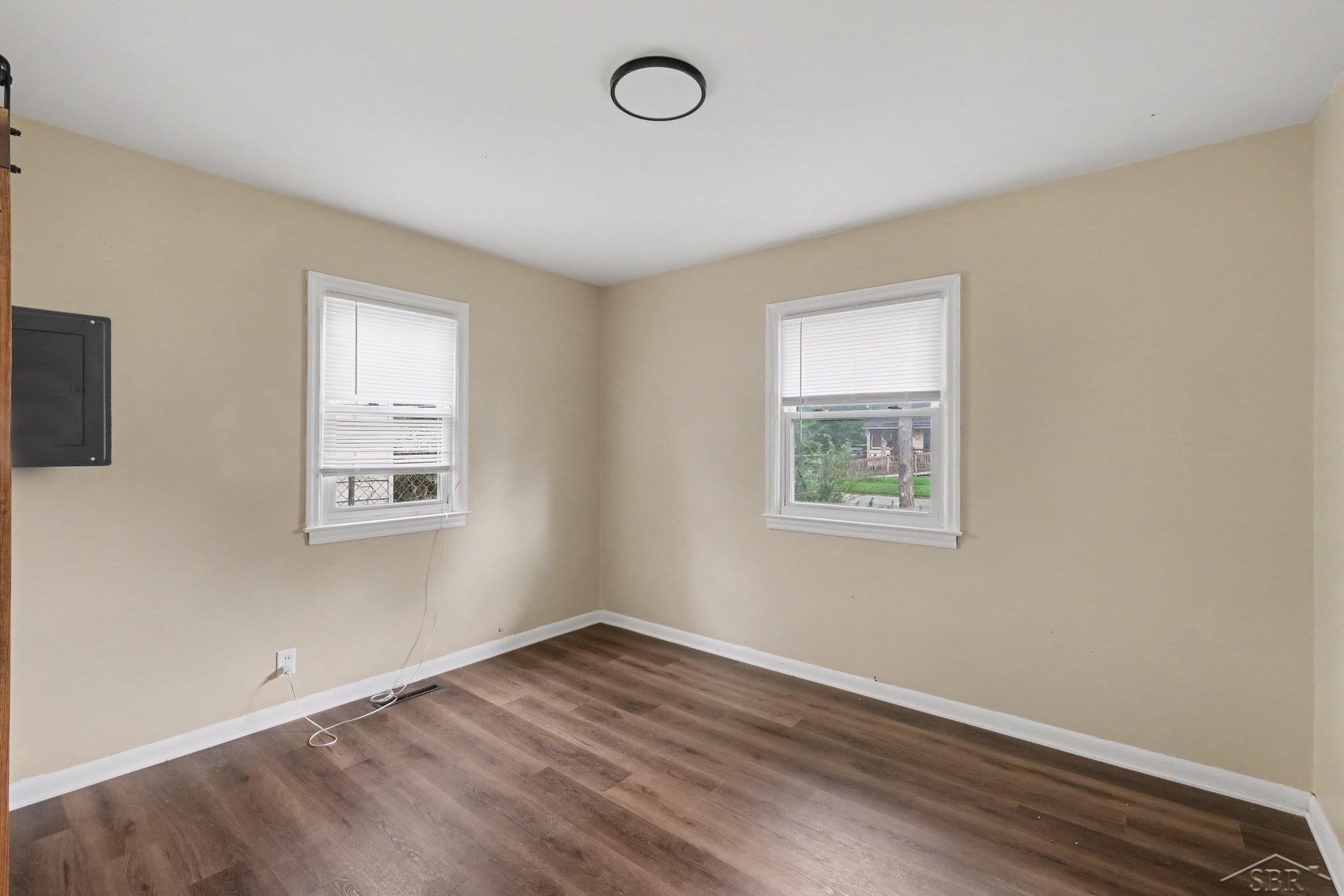 3001 Montana Avenue Property Photo 10