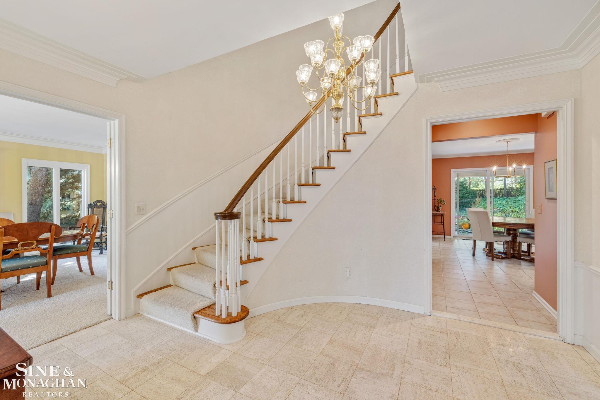 17 Belle Meade Street Property Photo 2