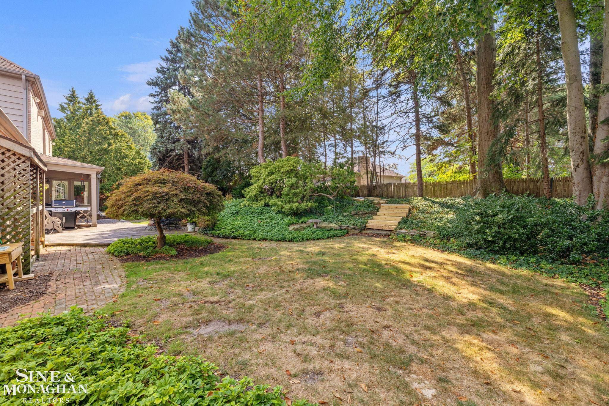 17 Belle Meade Street Property Photo 56