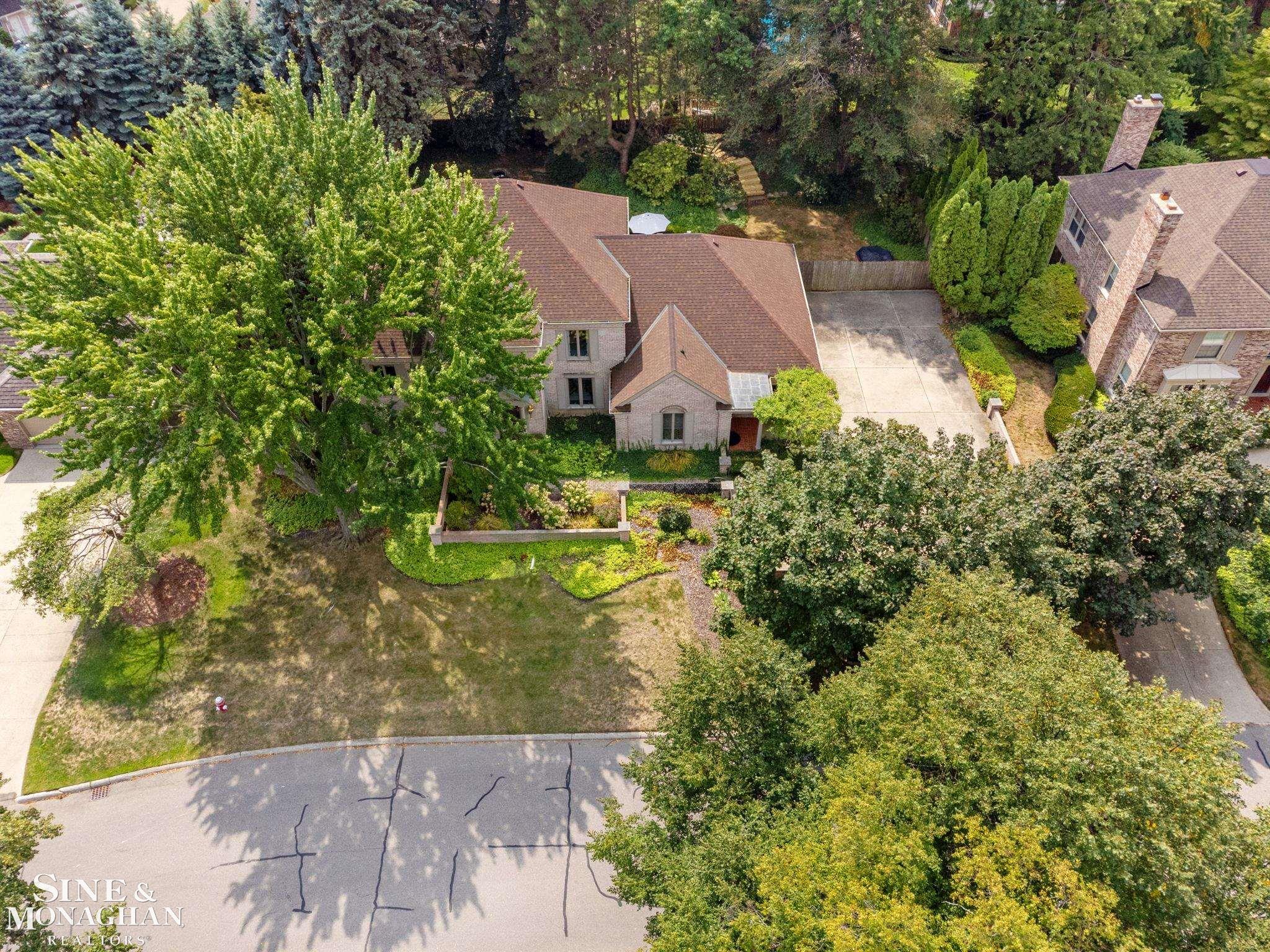 17 Belle Meade Street Property Photo 80