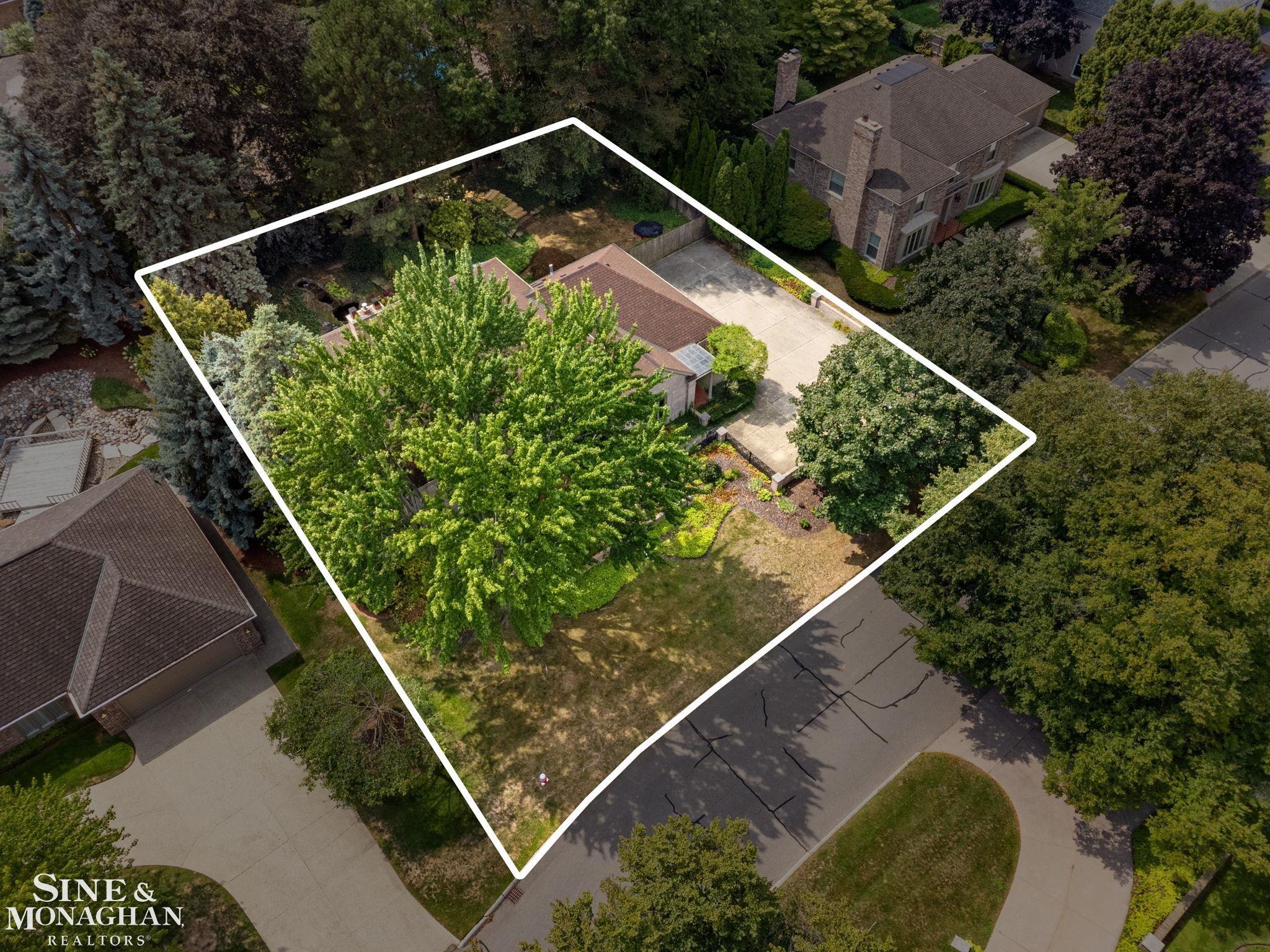 17 Belle Meade Street Property Photo 82