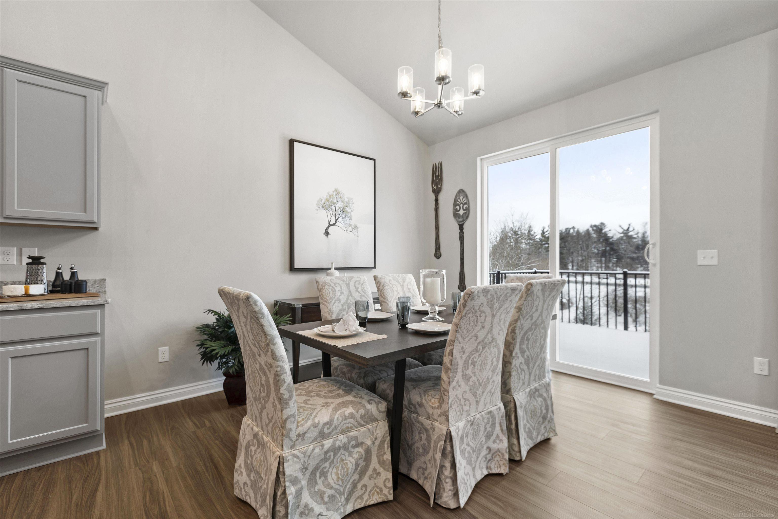 9932 Crossview Trail Property Photo 7