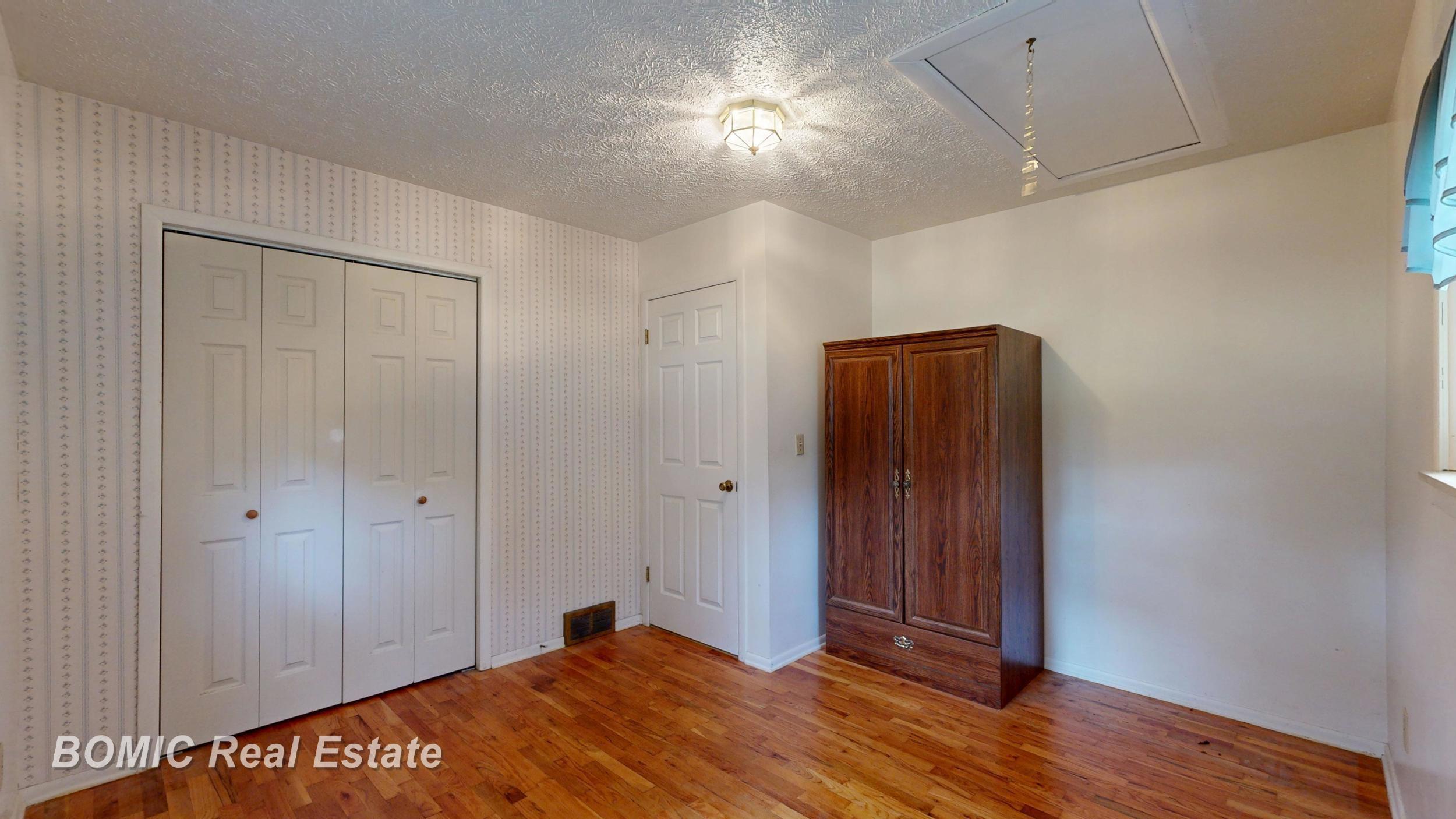 9300 Canada Road Property Photo 16