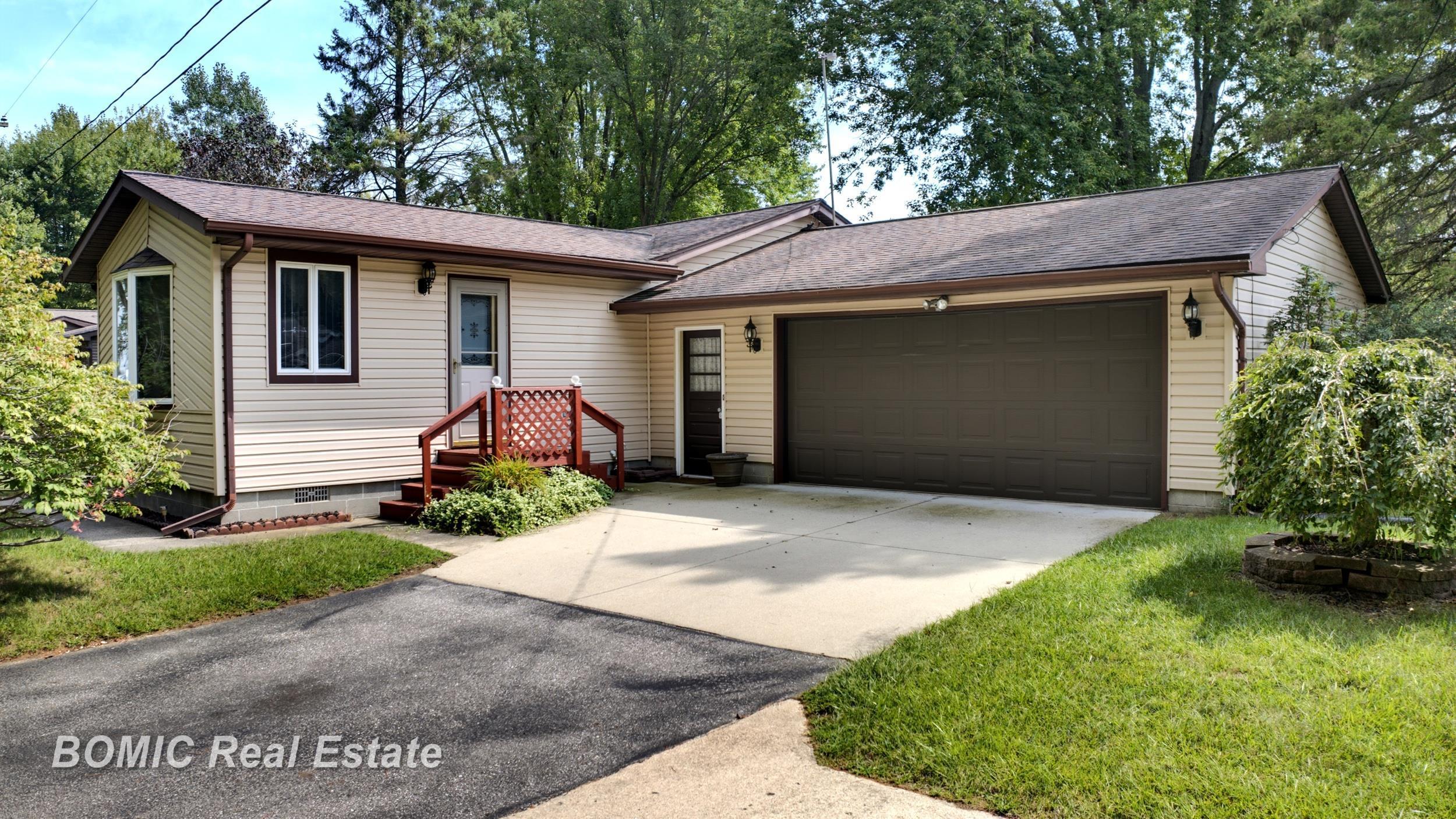 9300 Canada Road Property Photo 24