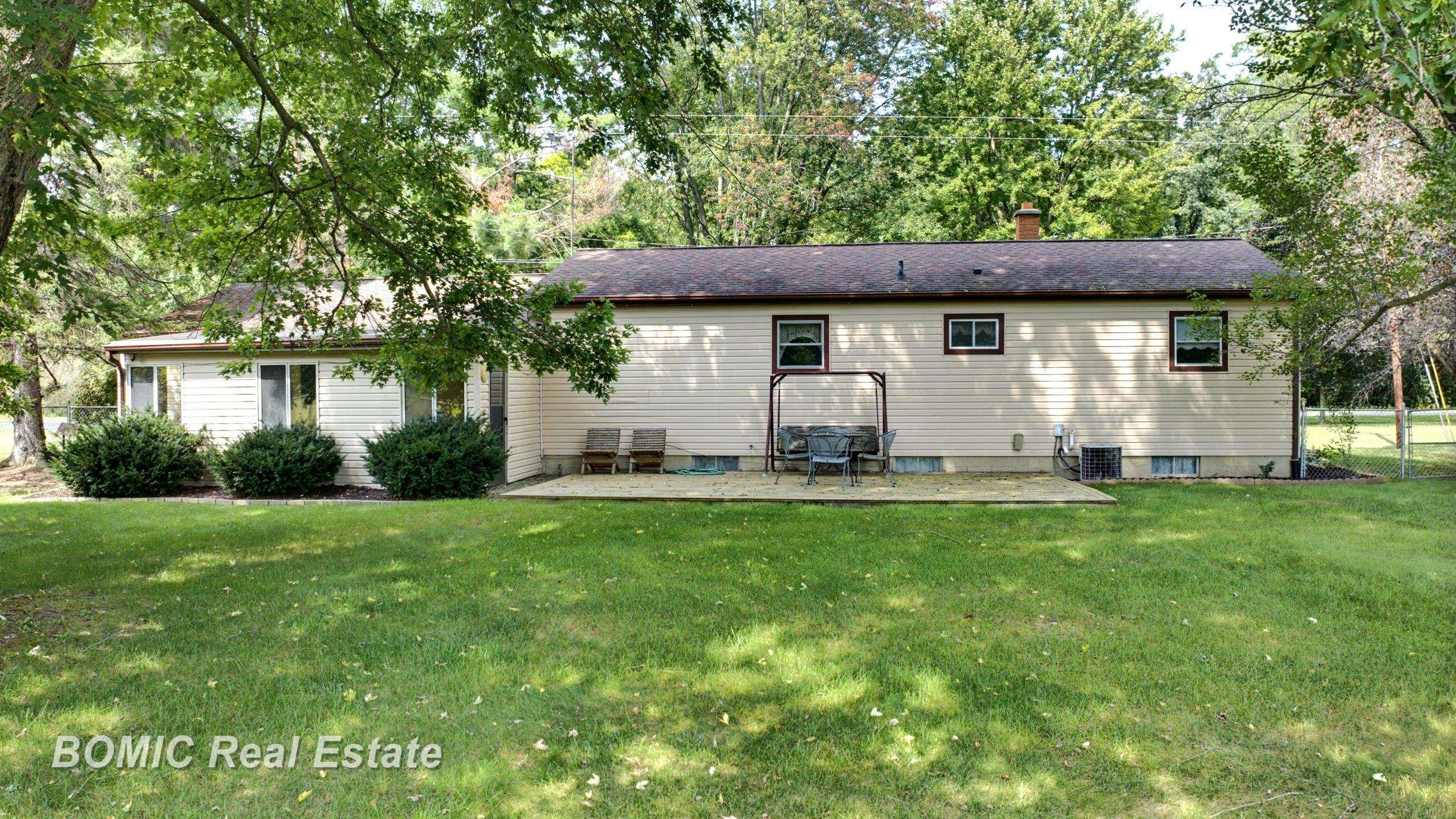 9300 Canada Road Property Photo 27