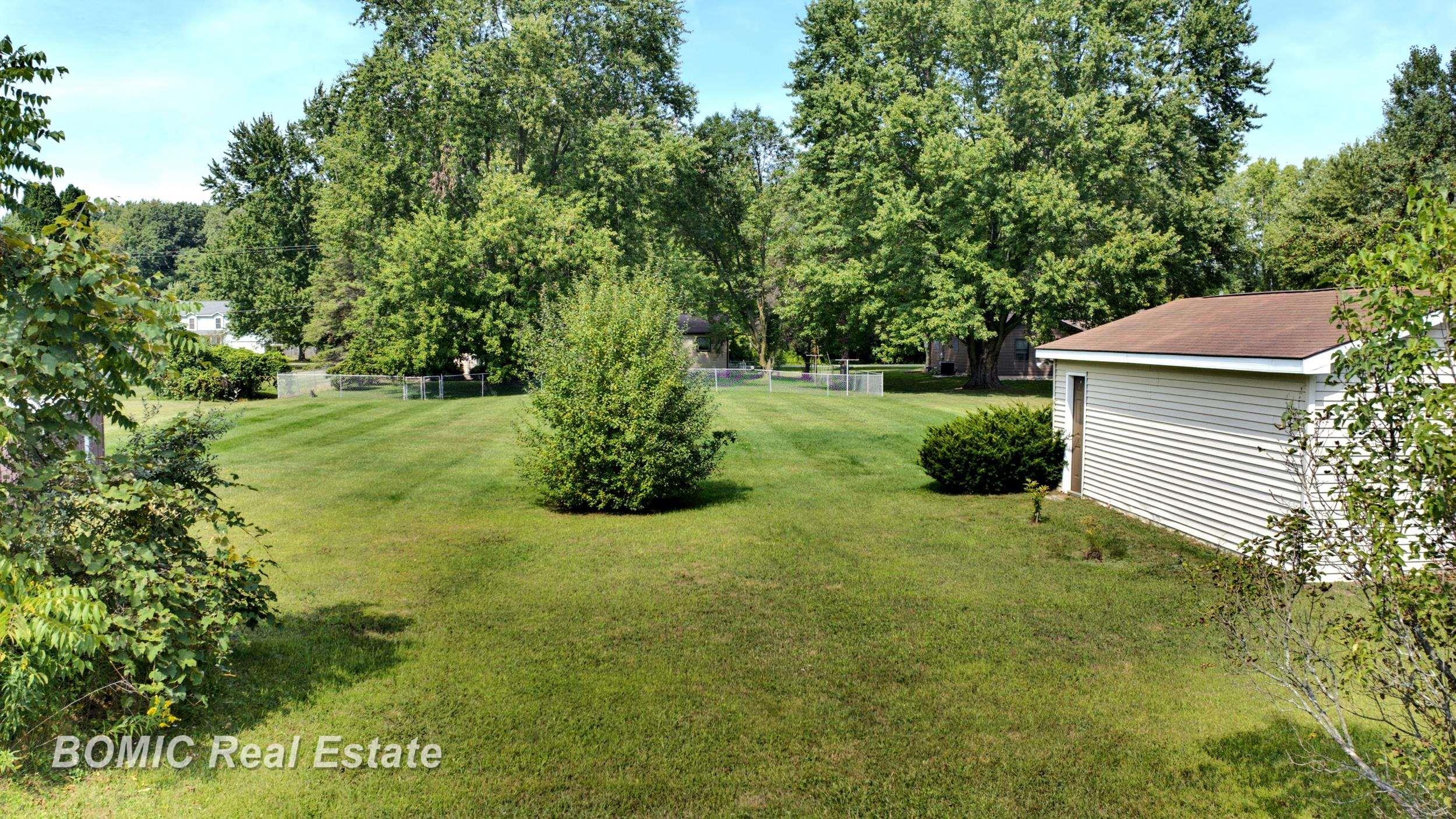 9300 Canada Road Property Photo 32