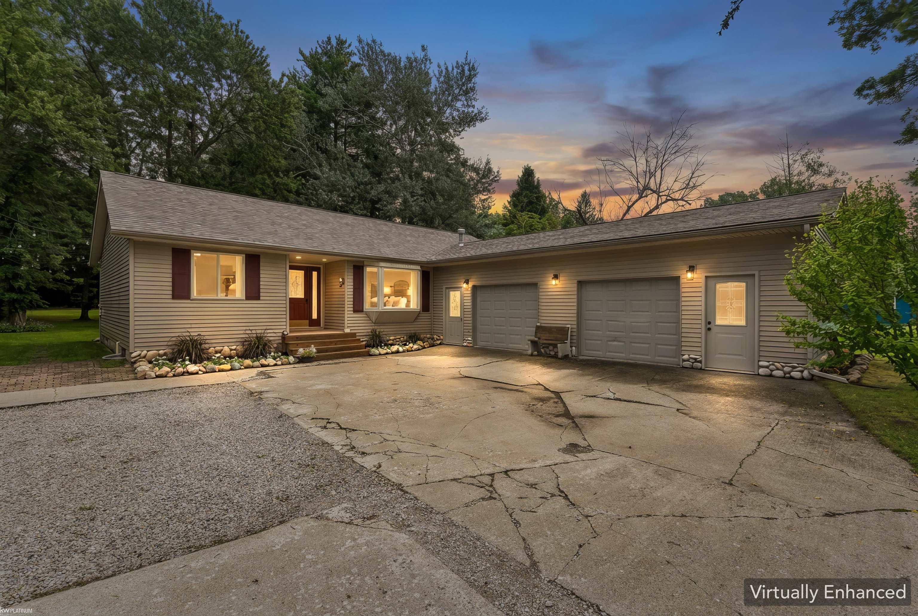 1902 Maple Road Property Photo 1